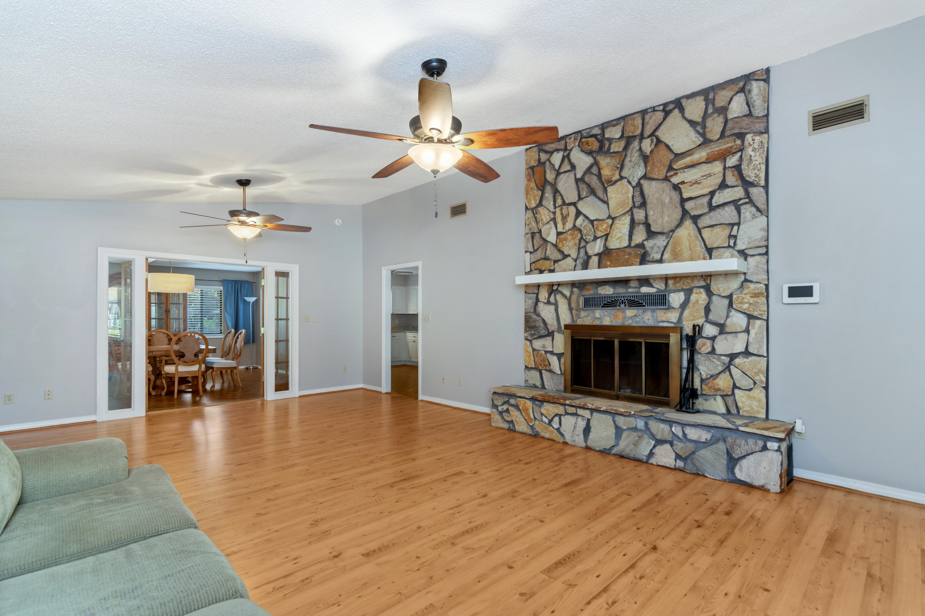 PINEWOOD ESTATES 2 - Residential