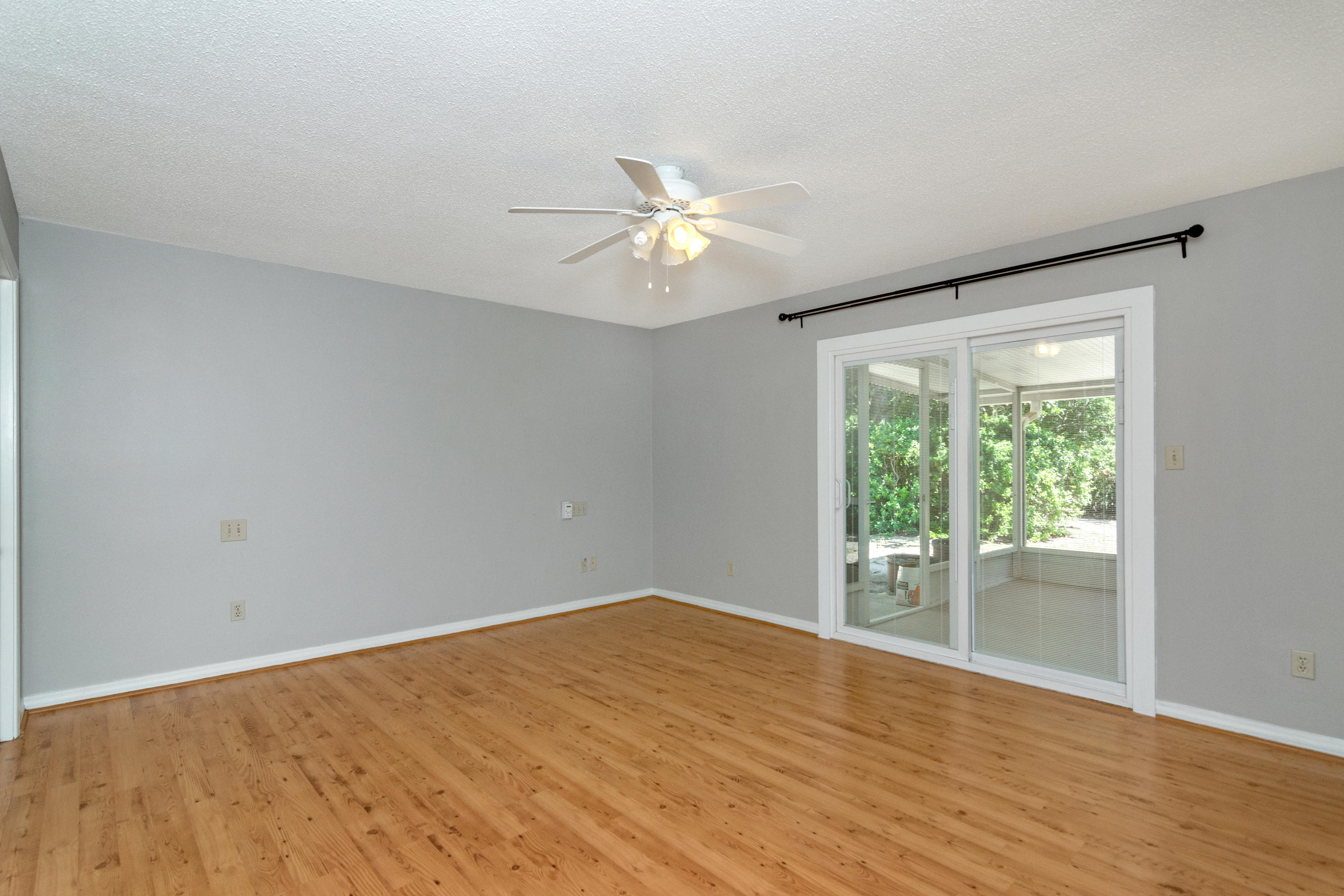 PINEWOOD ESTATES 2 - Residential