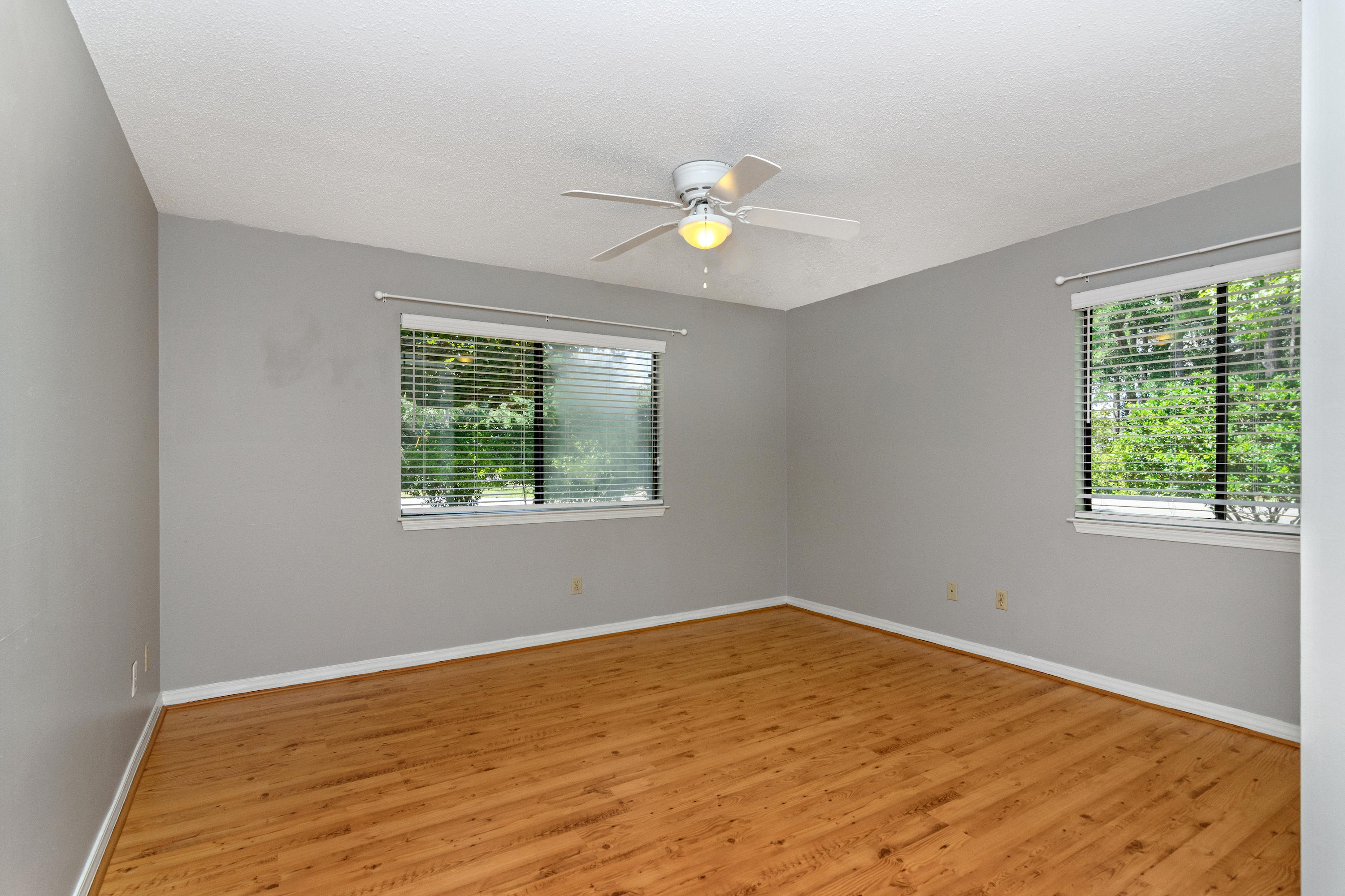 PINEWOOD ESTATES 2 - Residential