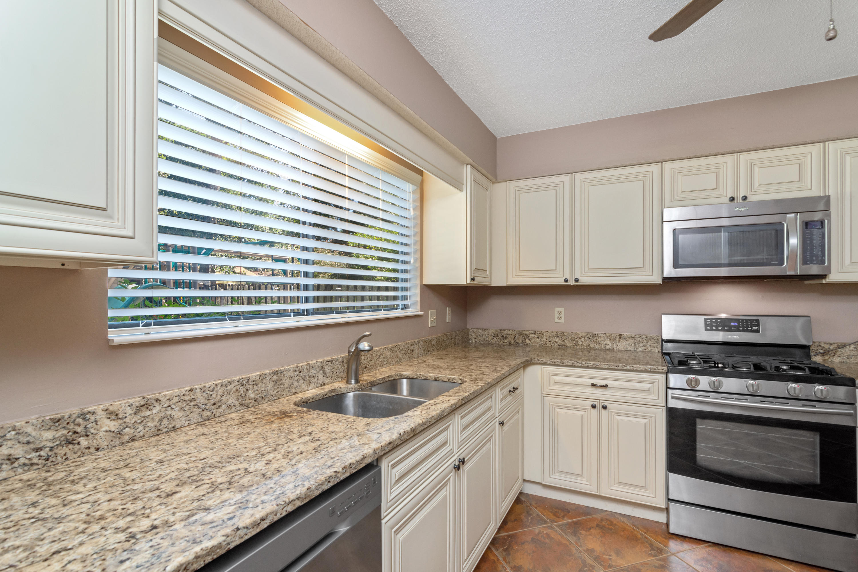 PINEWOOD ESTATES 2 - Residential