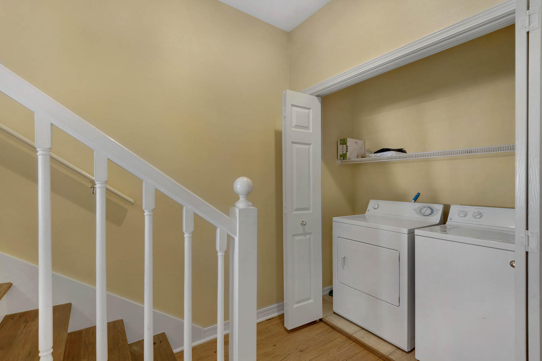 Royal Seaesta - Residential