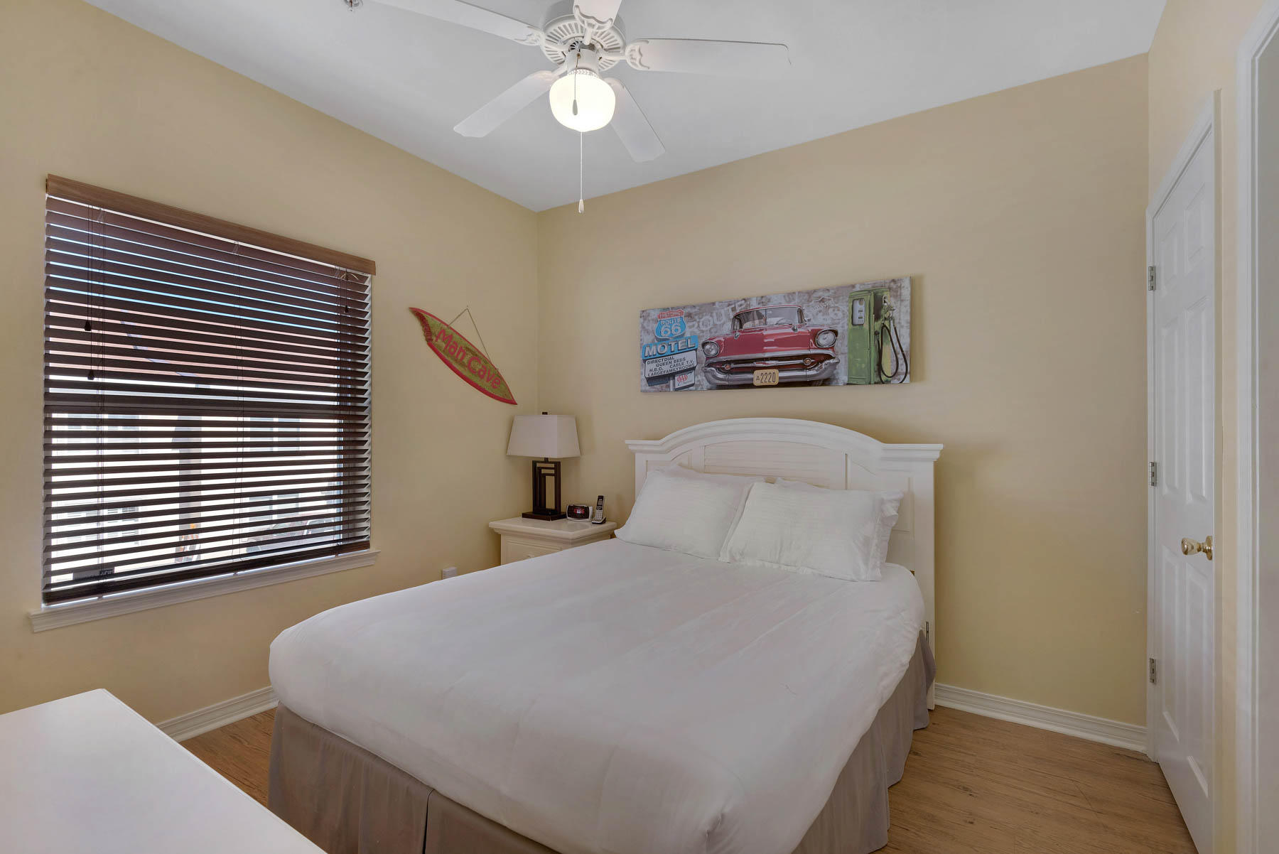 Royal Seaesta - Residential