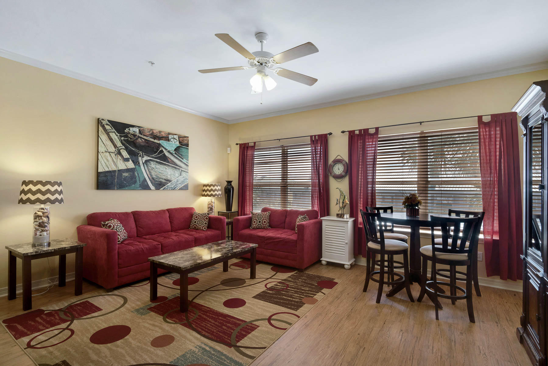 Royal Seaesta - Residential