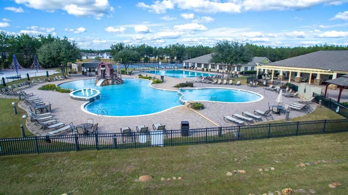 HAMMOCK BAY - Residential