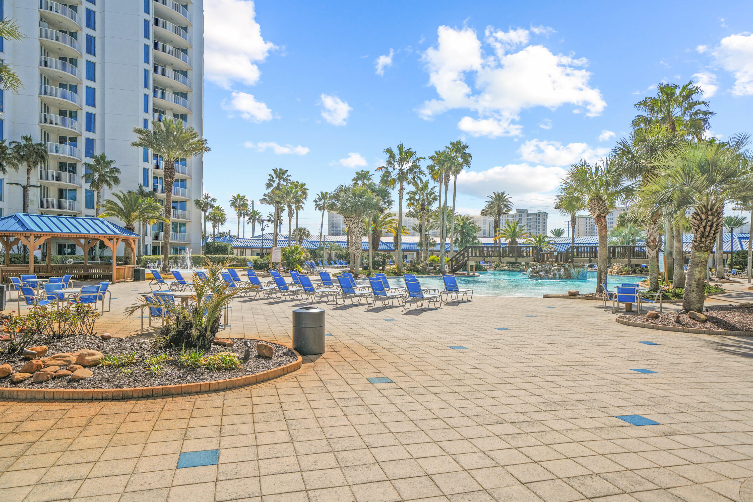 THE PALMS OF DESTIN - Residential