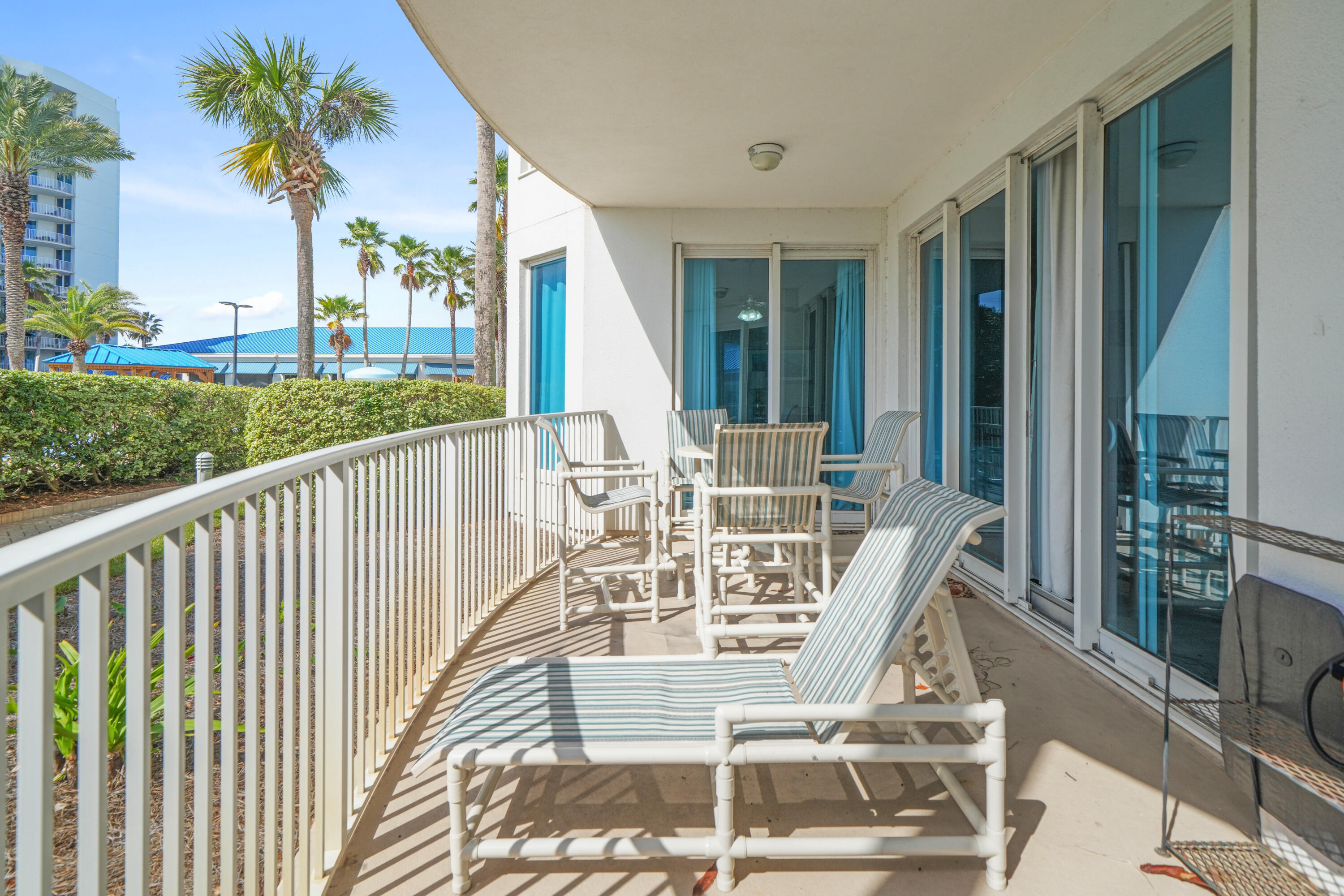 THE PALMS OF DESTIN - Residential