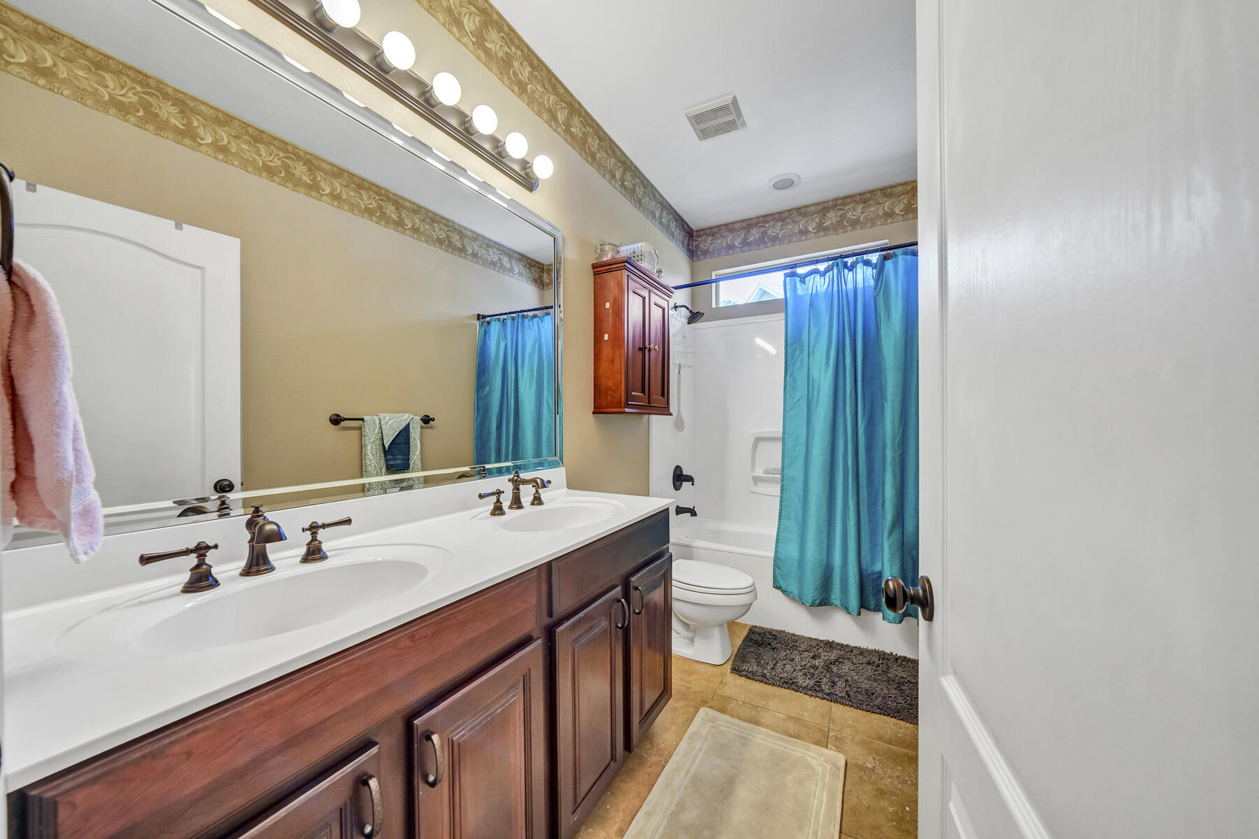 SHADOW OAK S/D - Residential