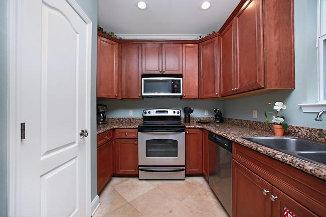 VILLAGES OF CRYSTAL BEACH - Residential