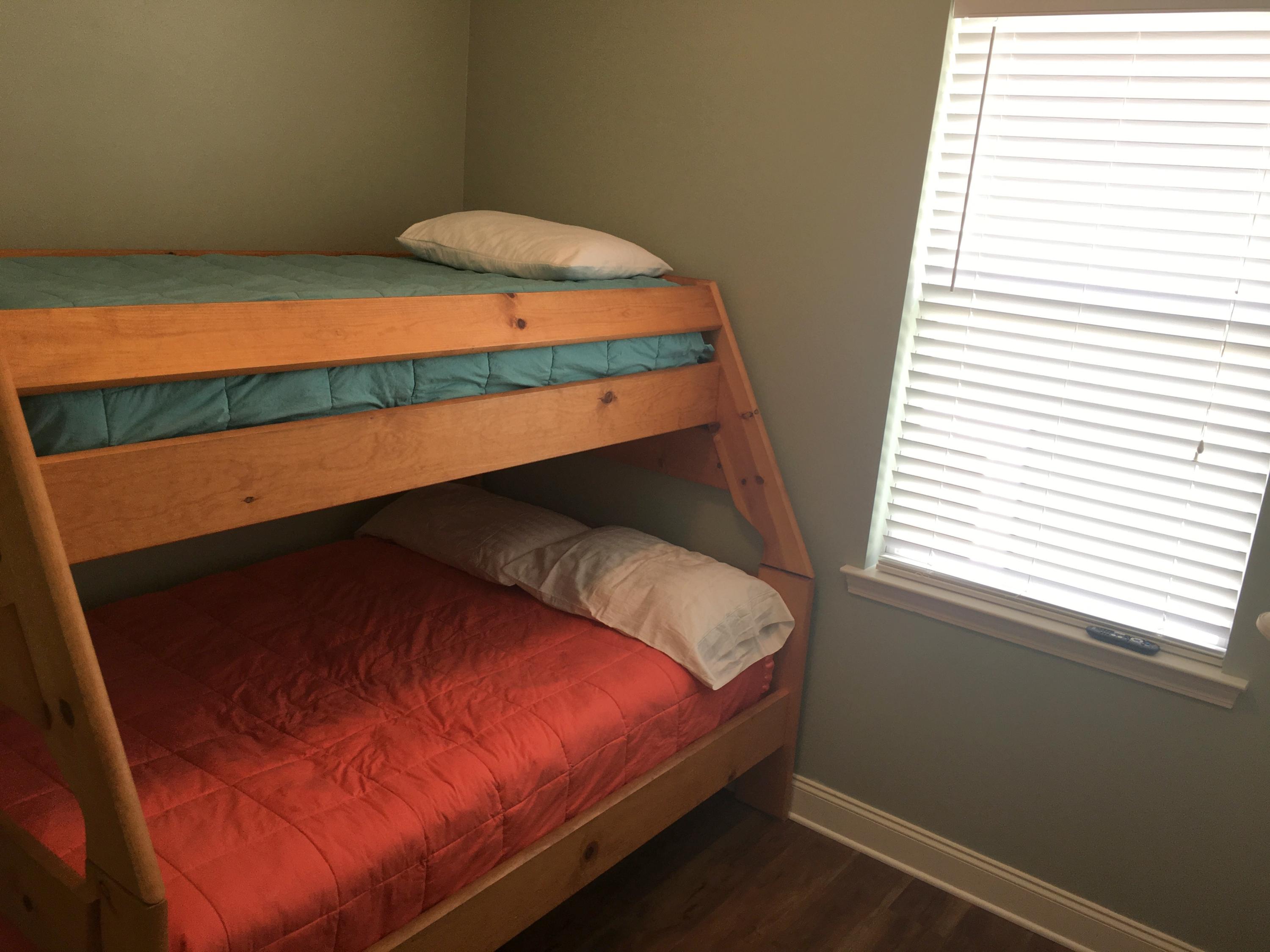 VILLAGES OF CRYSTAL BEACH - Residential