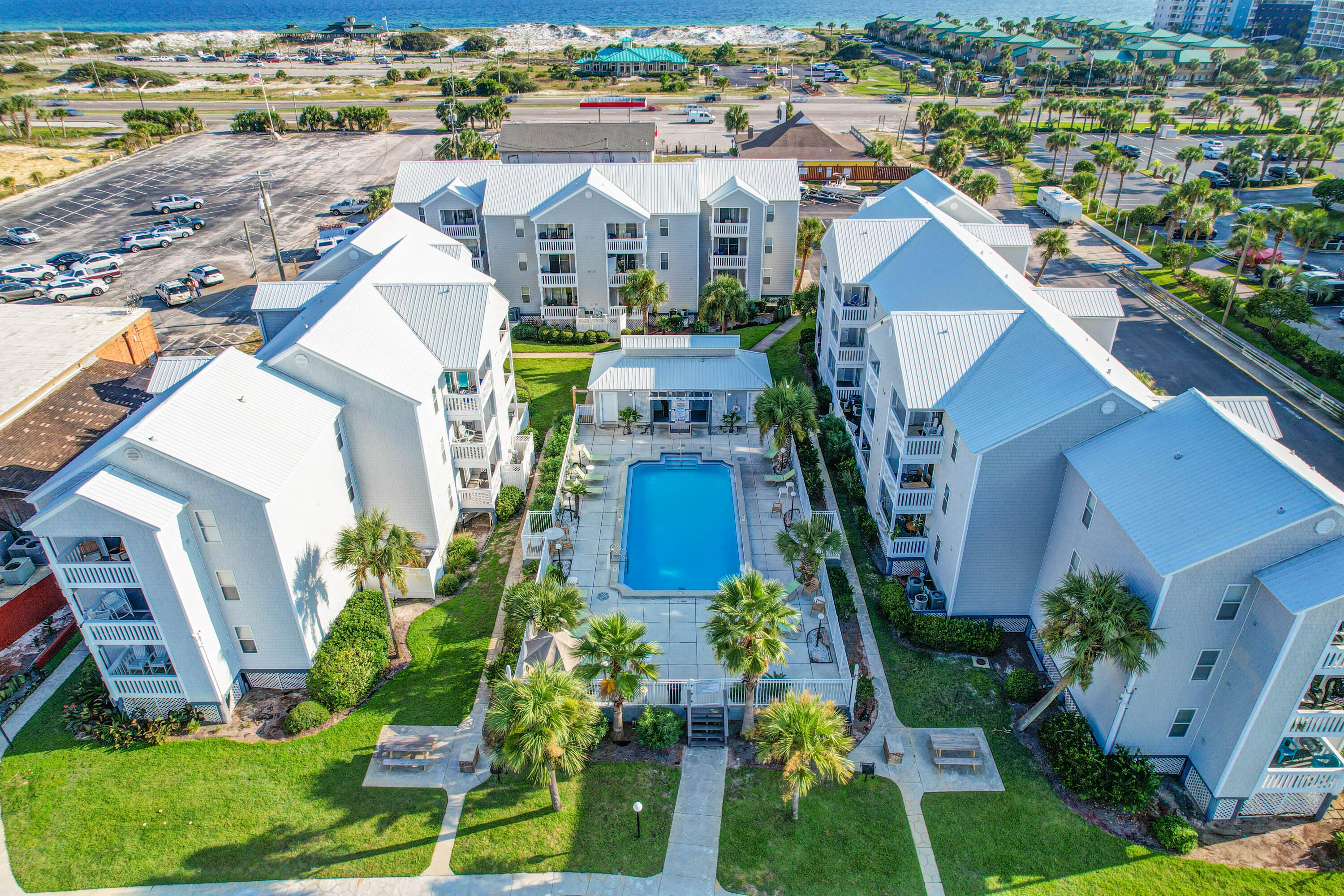 HERMITAGE CONDOMINIUM - Residential