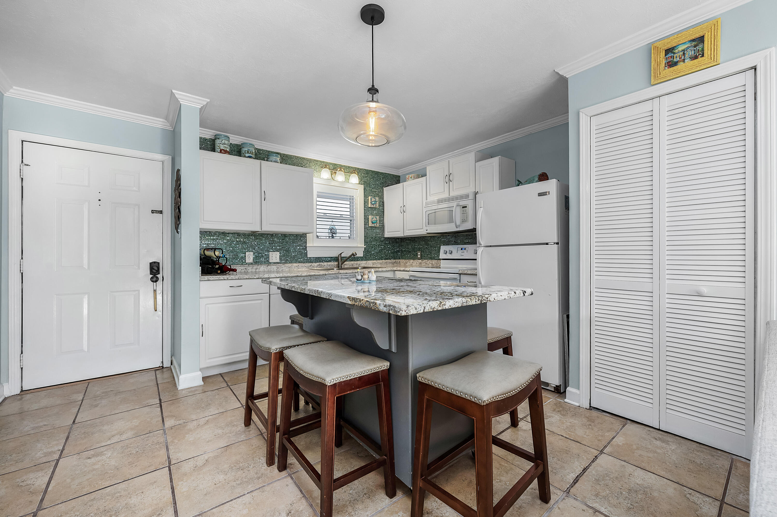 HERMITAGE CONDOMINIUM - Residential