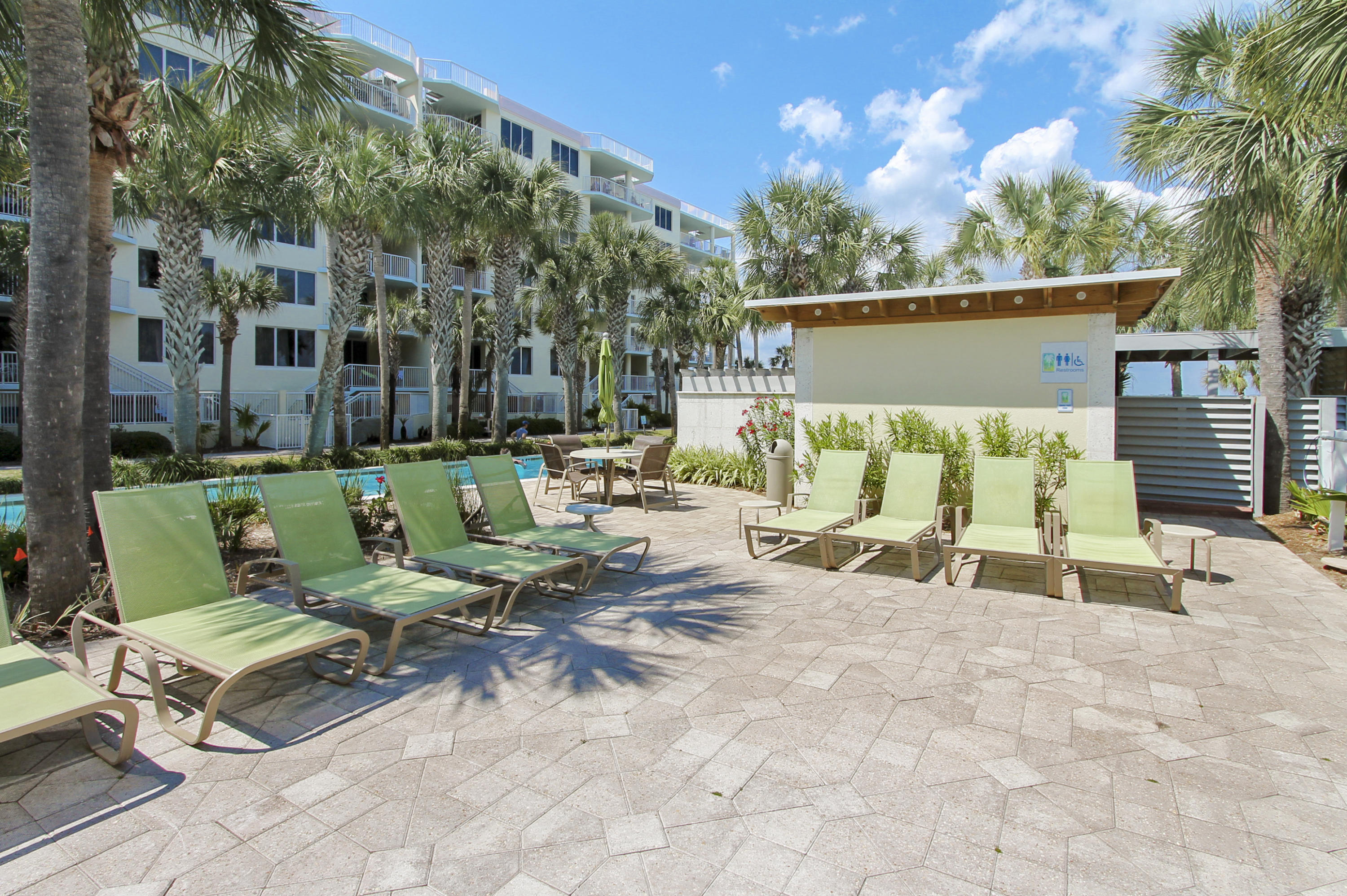 DESTIN WEST BEACH & BAY RESORT-GULFSIDE - Residential