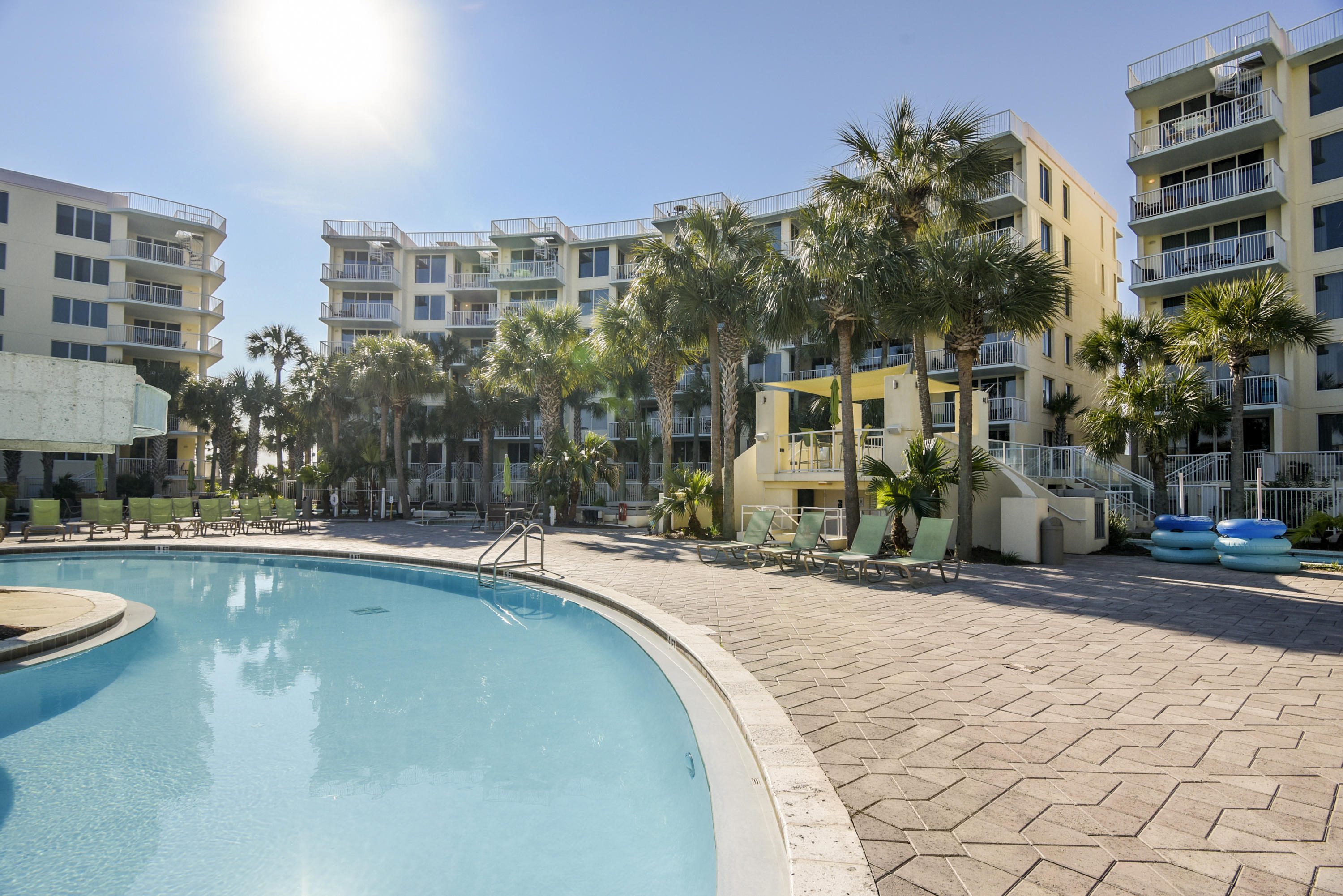 DESTIN WEST BEACH & BAY RESORT-GULFSIDE - Residential