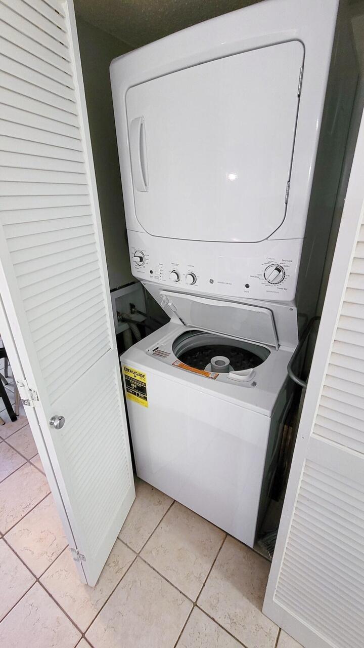 NAUTILUS CONDO - Residential