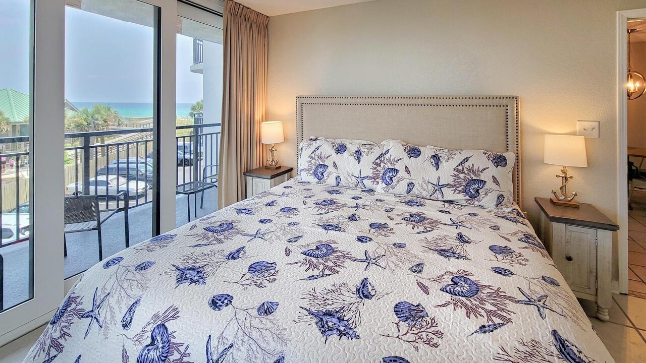 NAUTILUS CONDO - Residential