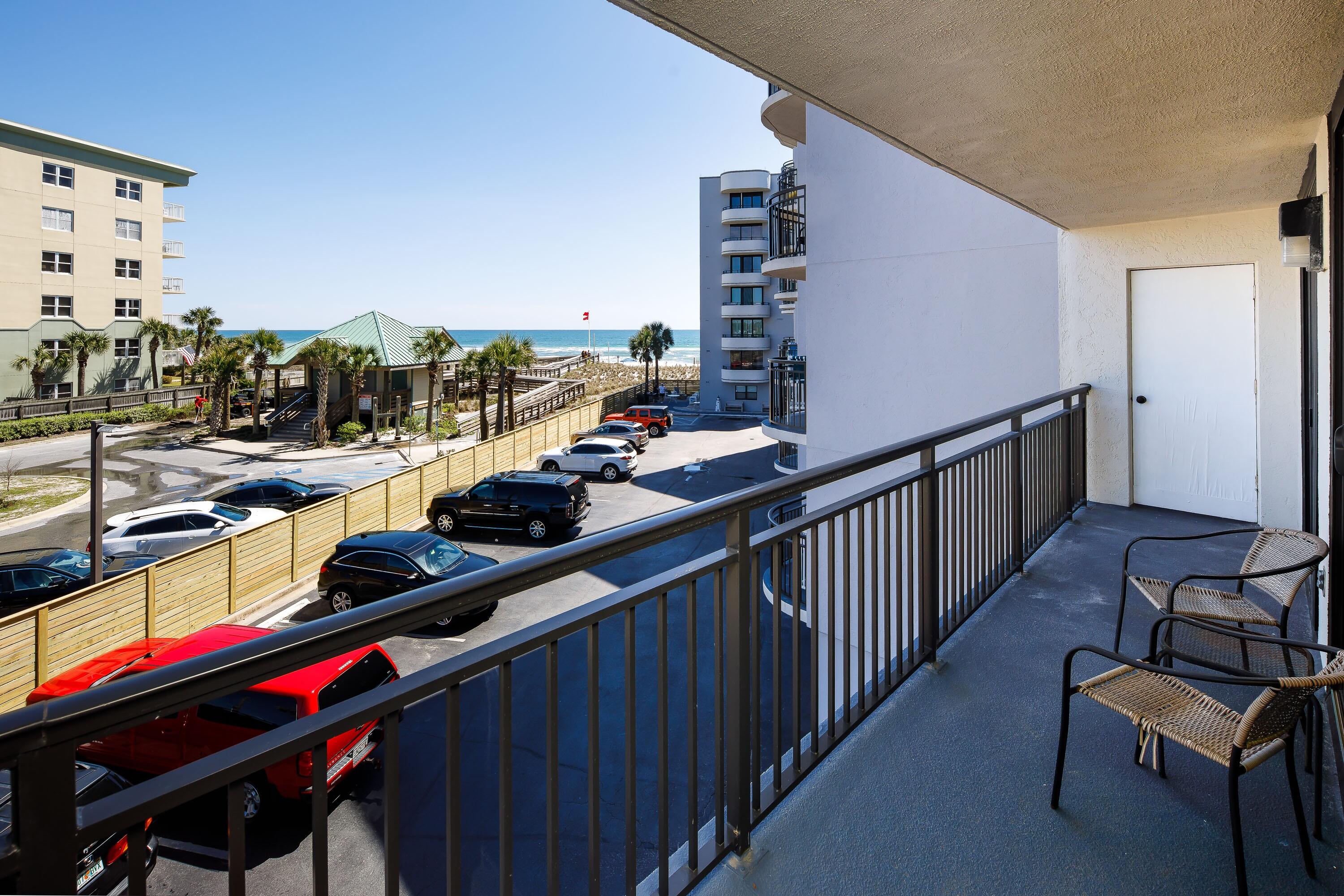 NAUTILUS CONDO - Residential