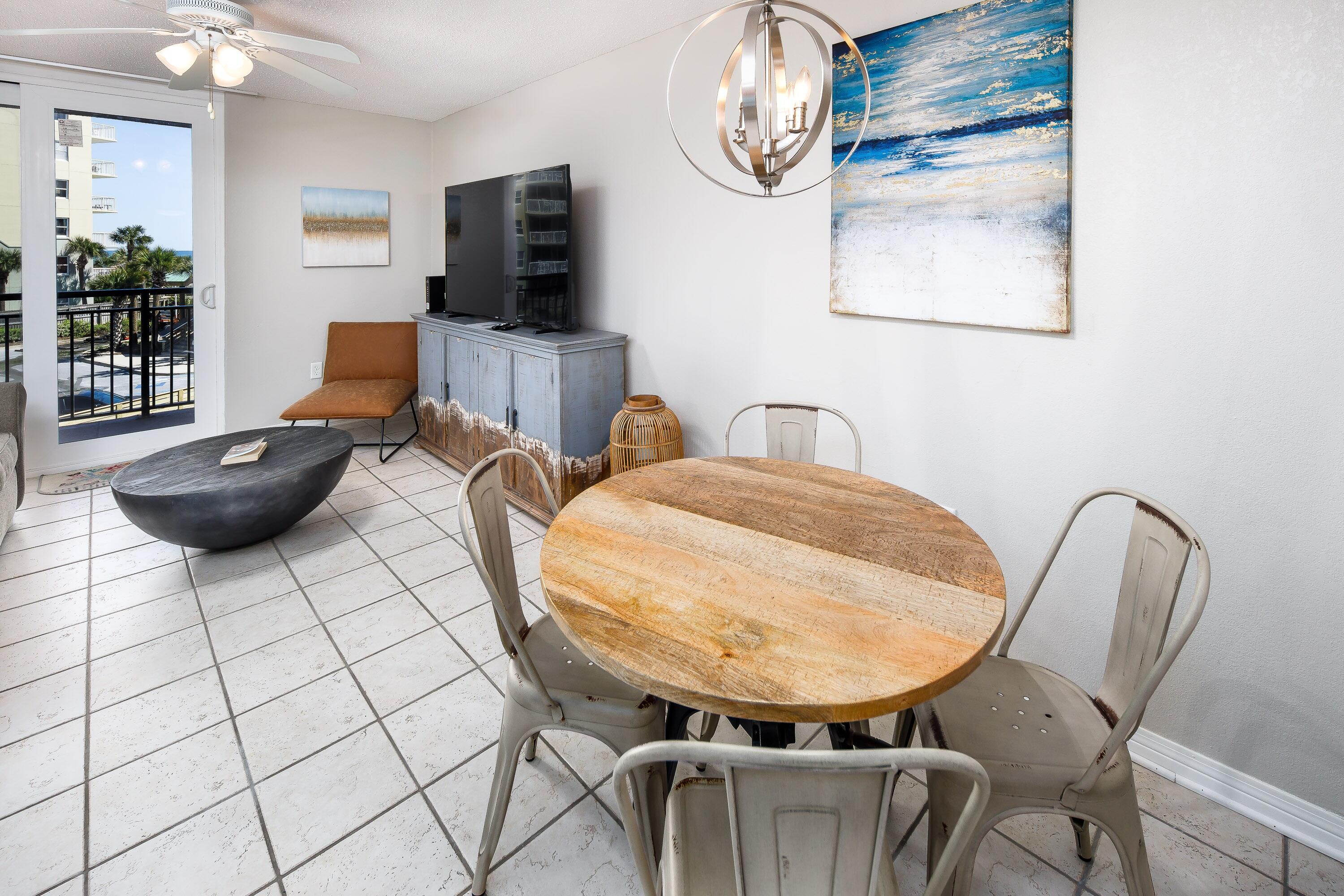 NAUTILUS CONDO - Residential