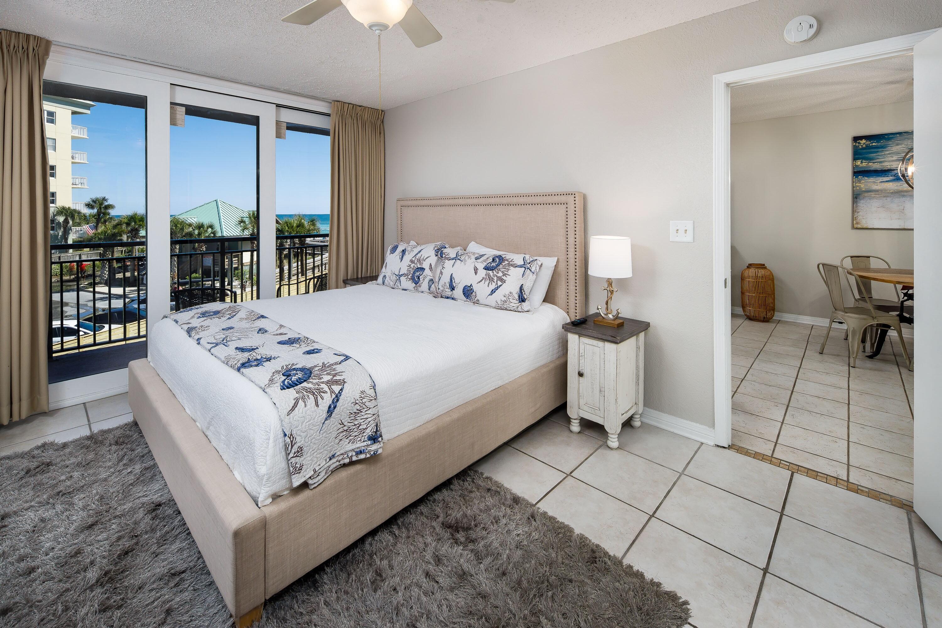 NAUTILUS CONDO - Residential