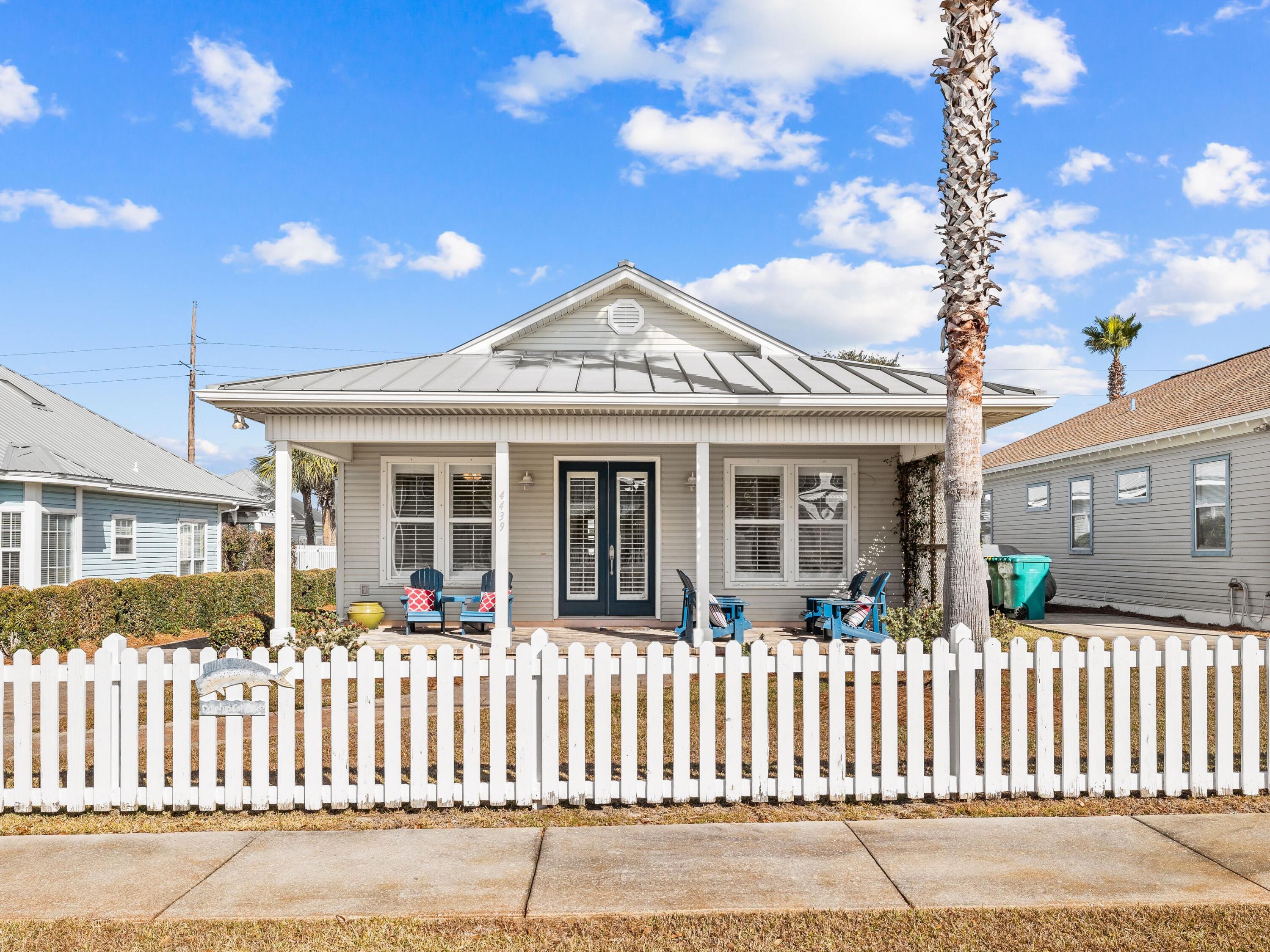 CRYSTAL BEACH - Residential