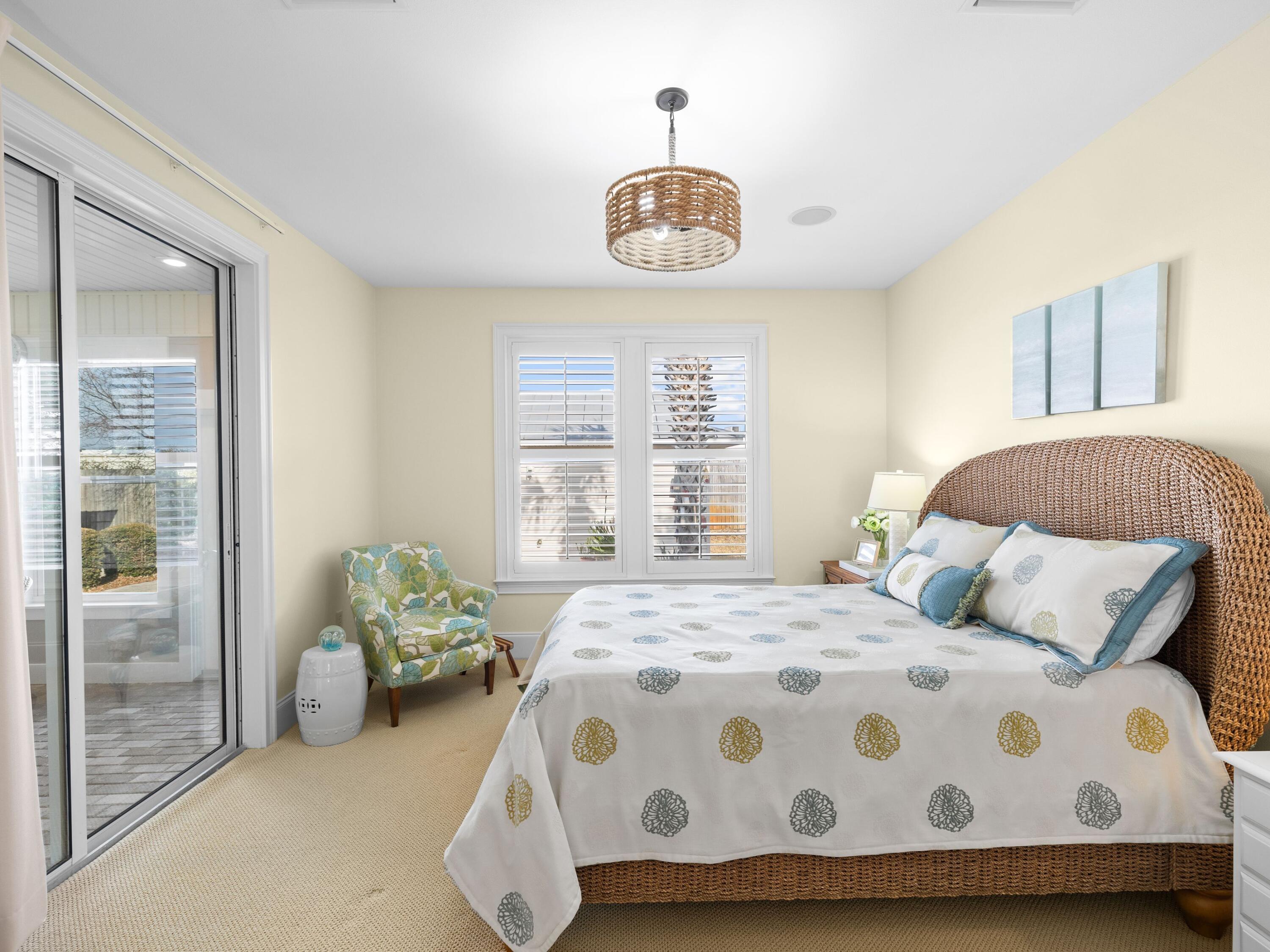 CRYSTAL BEACH - Residential