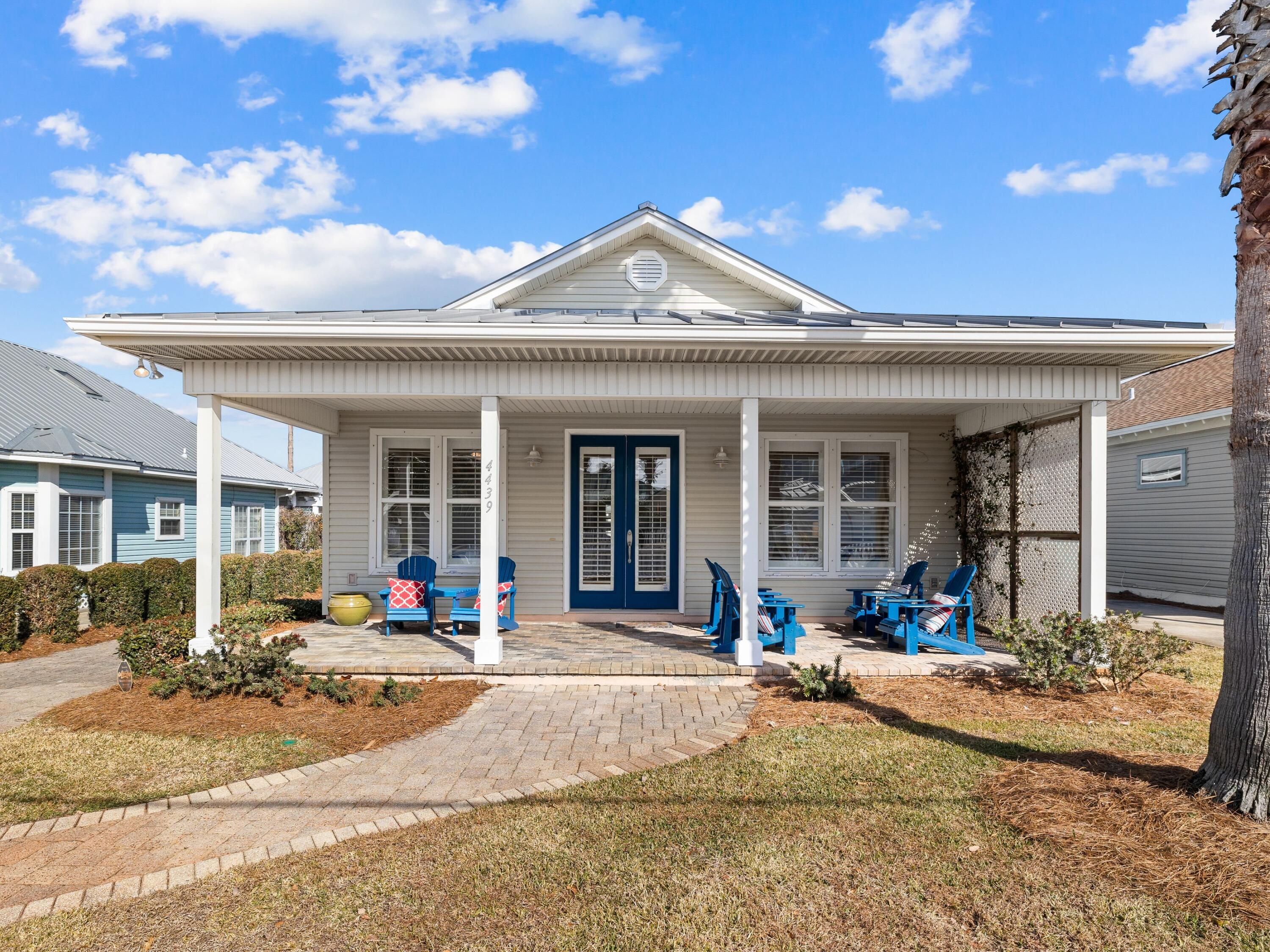 CRYSTAL BEACH - Residential