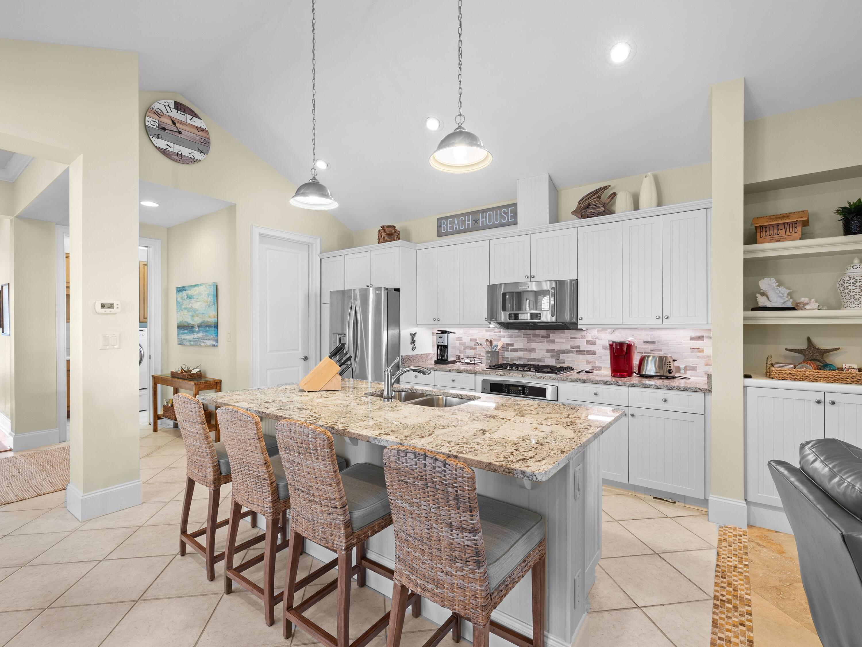 CRYSTAL BEACH - Residential