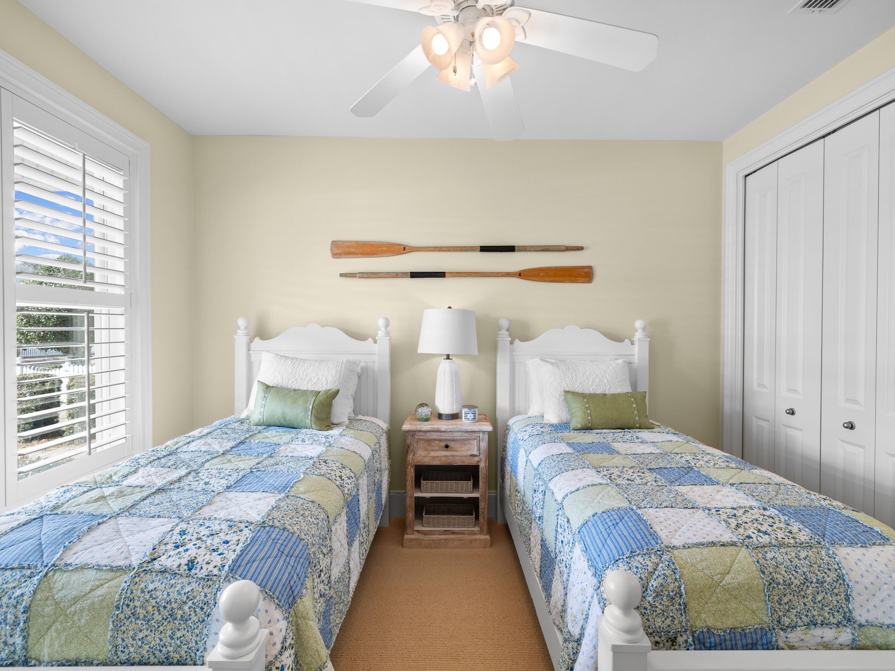 CRYSTAL BEACH - Residential