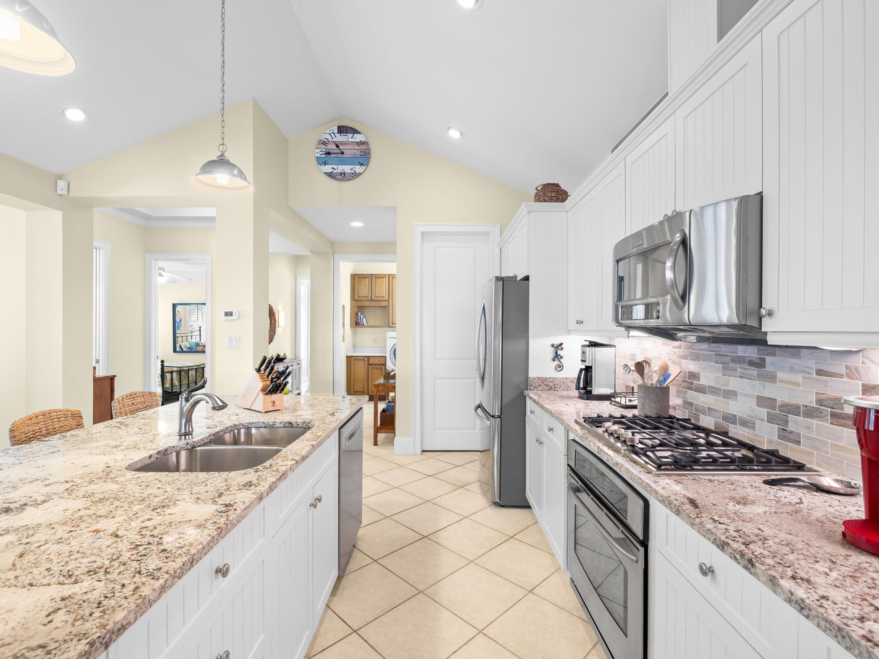 CRYSTAL BEACH - Residential