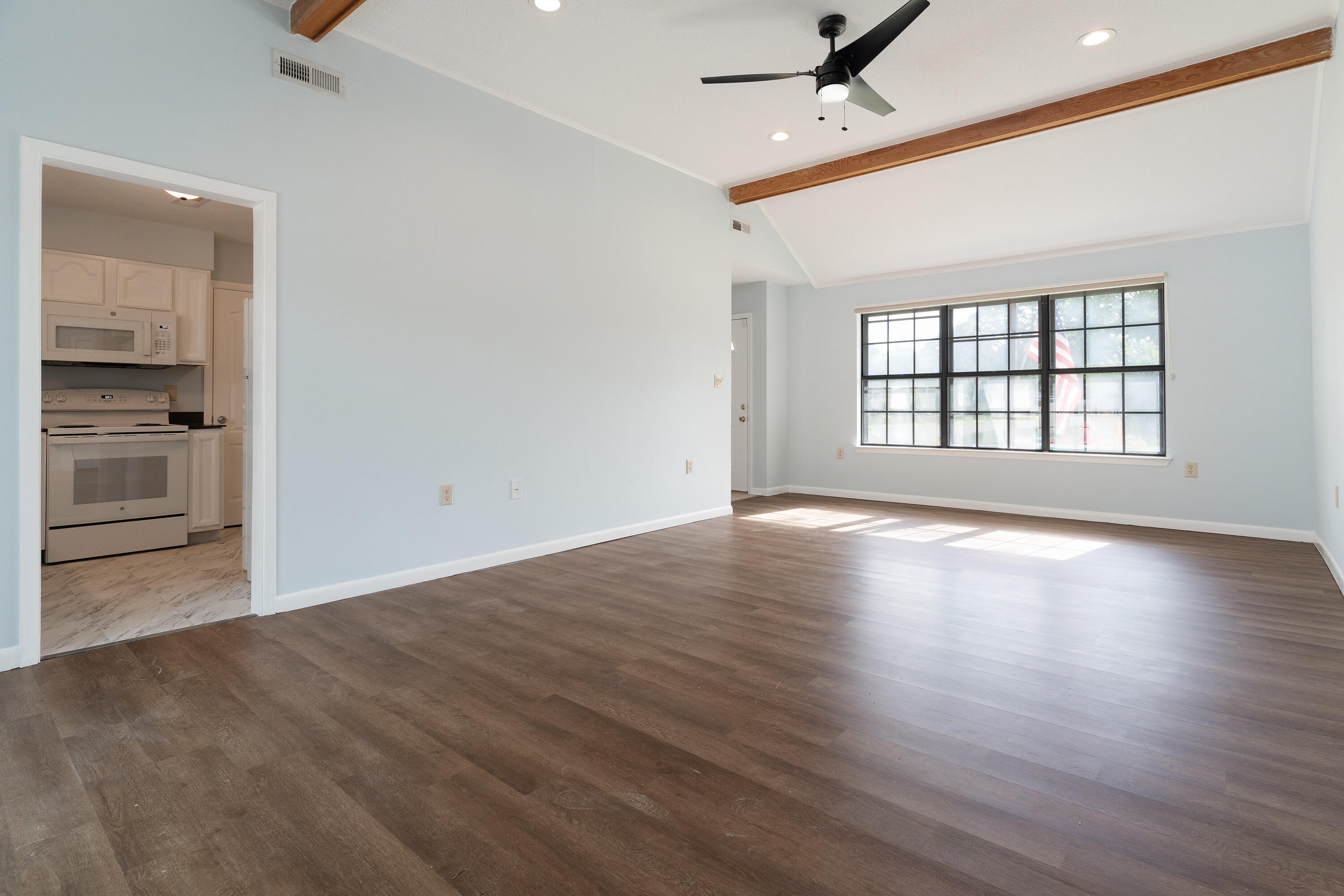 PINE MEADOWS - Residential
