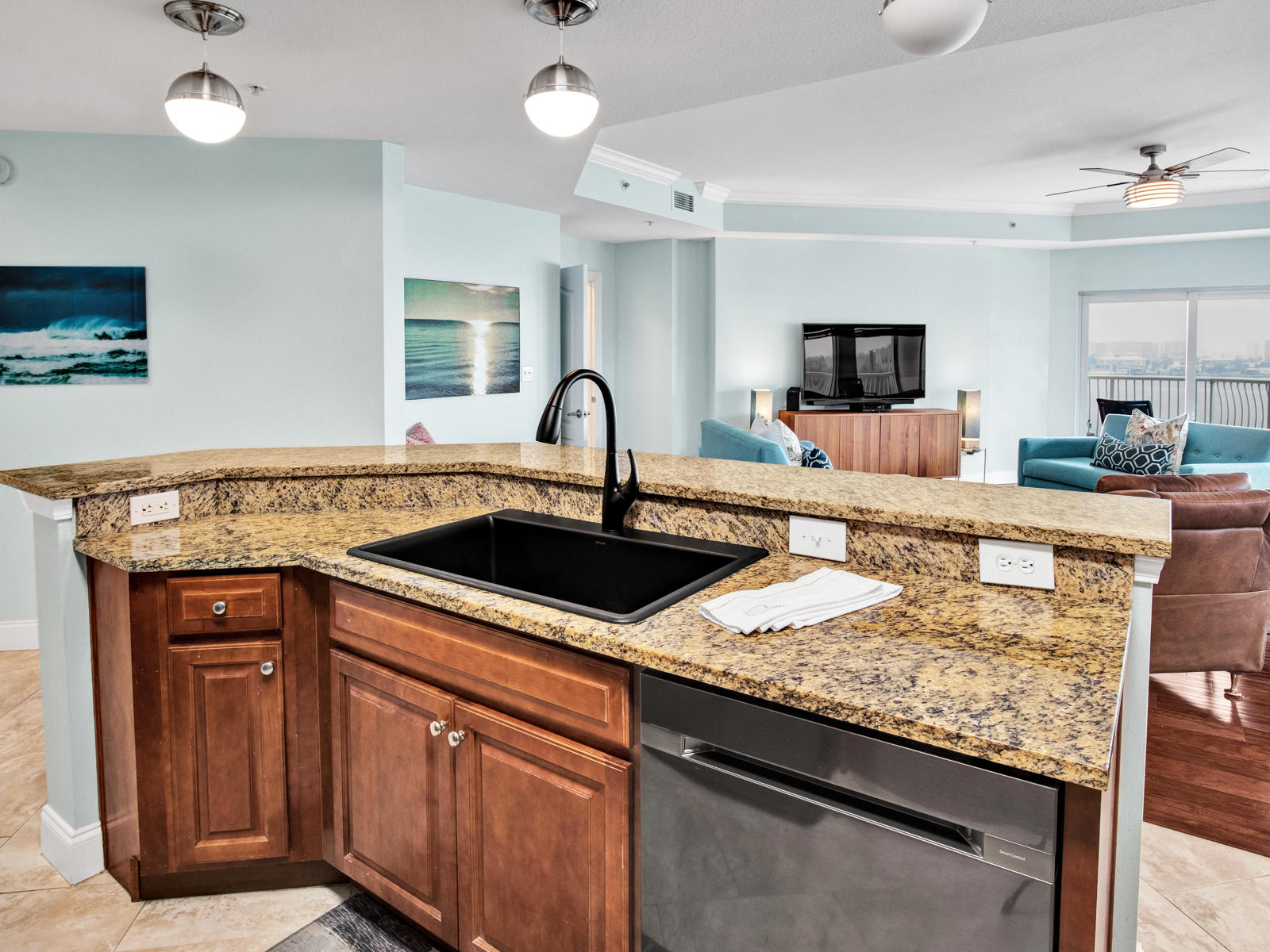 PRESIDIO YACHT CLUB - Residential