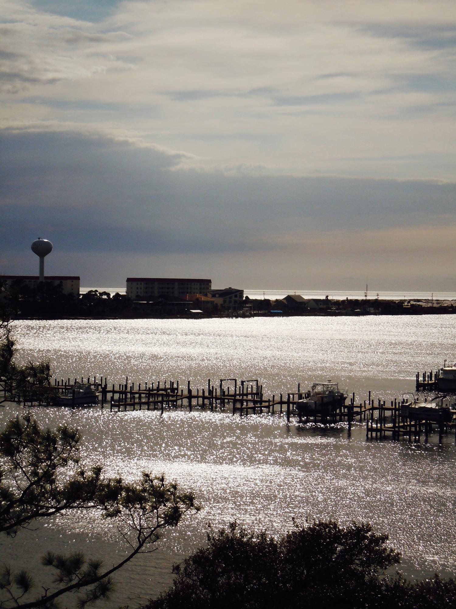 PRESIDIO YACHT CLUB - Residential
