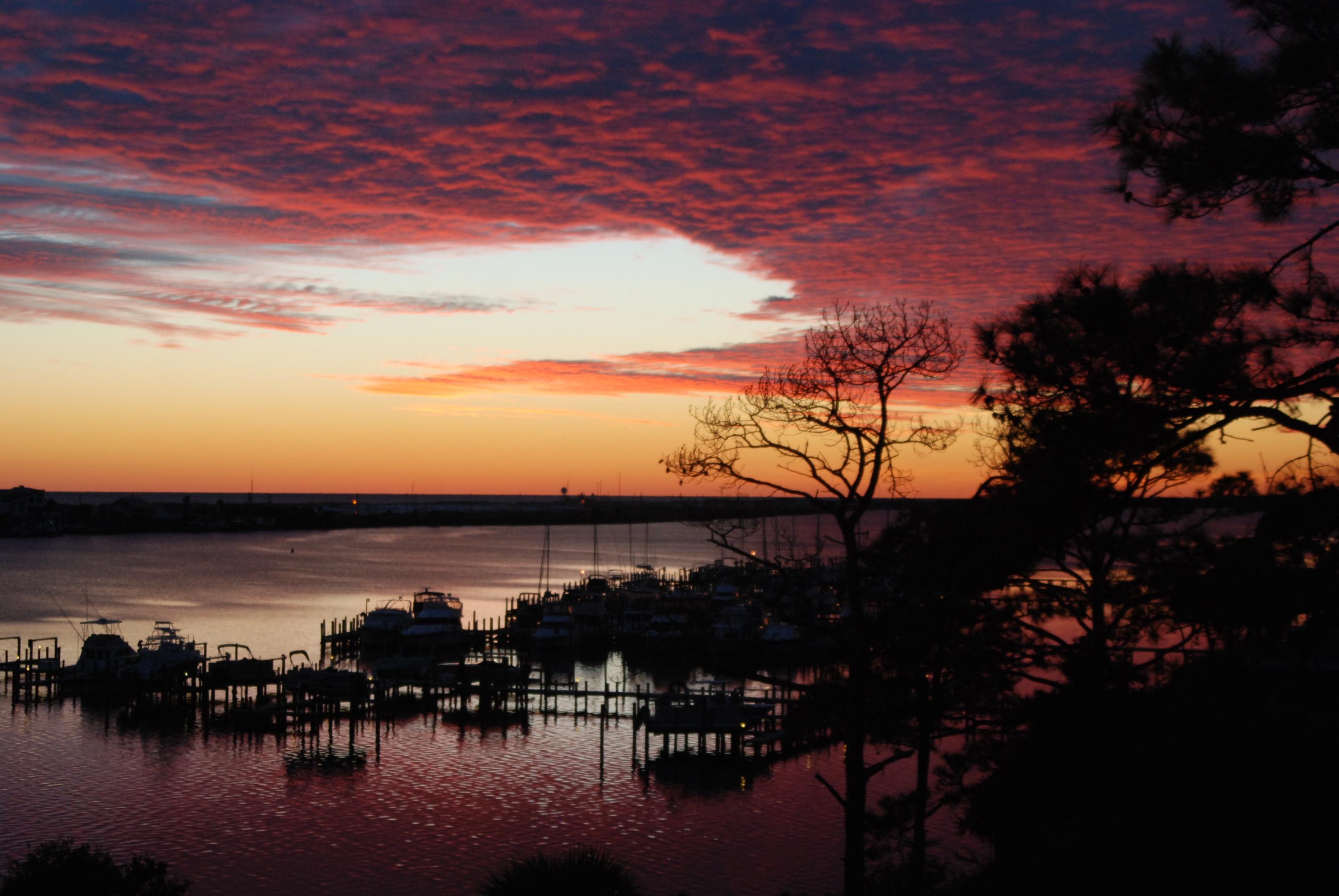 PRESIDIO YACHT CLUB - Residential