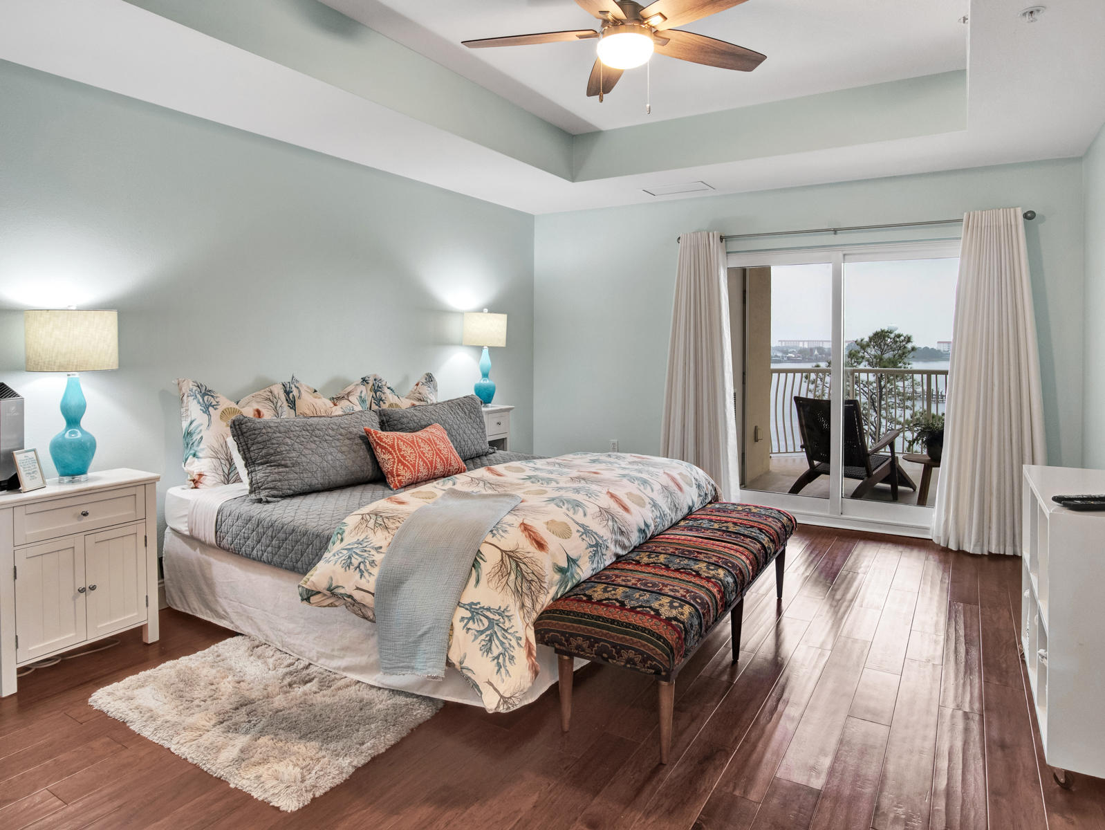 PRESIDIO YACHT CLUB - Residential