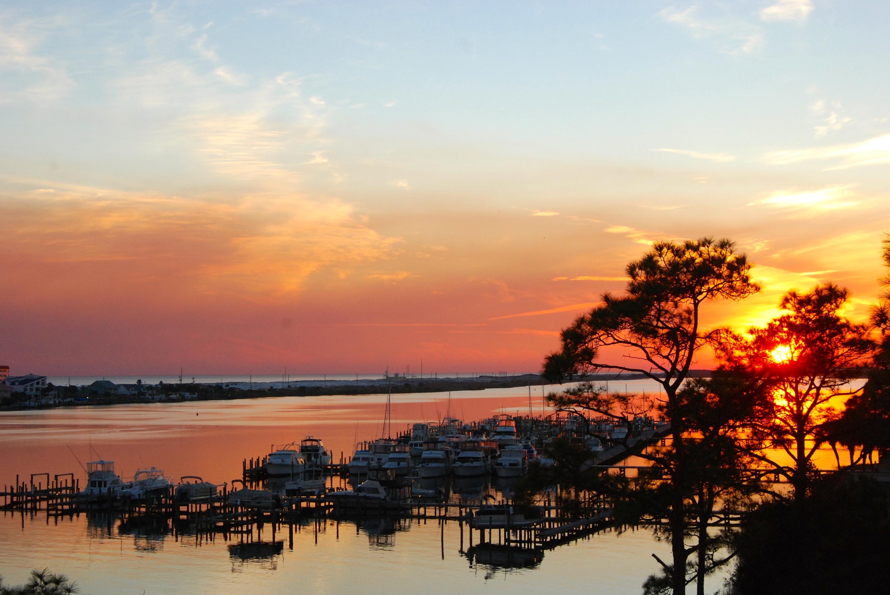 PRESIDIO YACHT CLUB - Residential