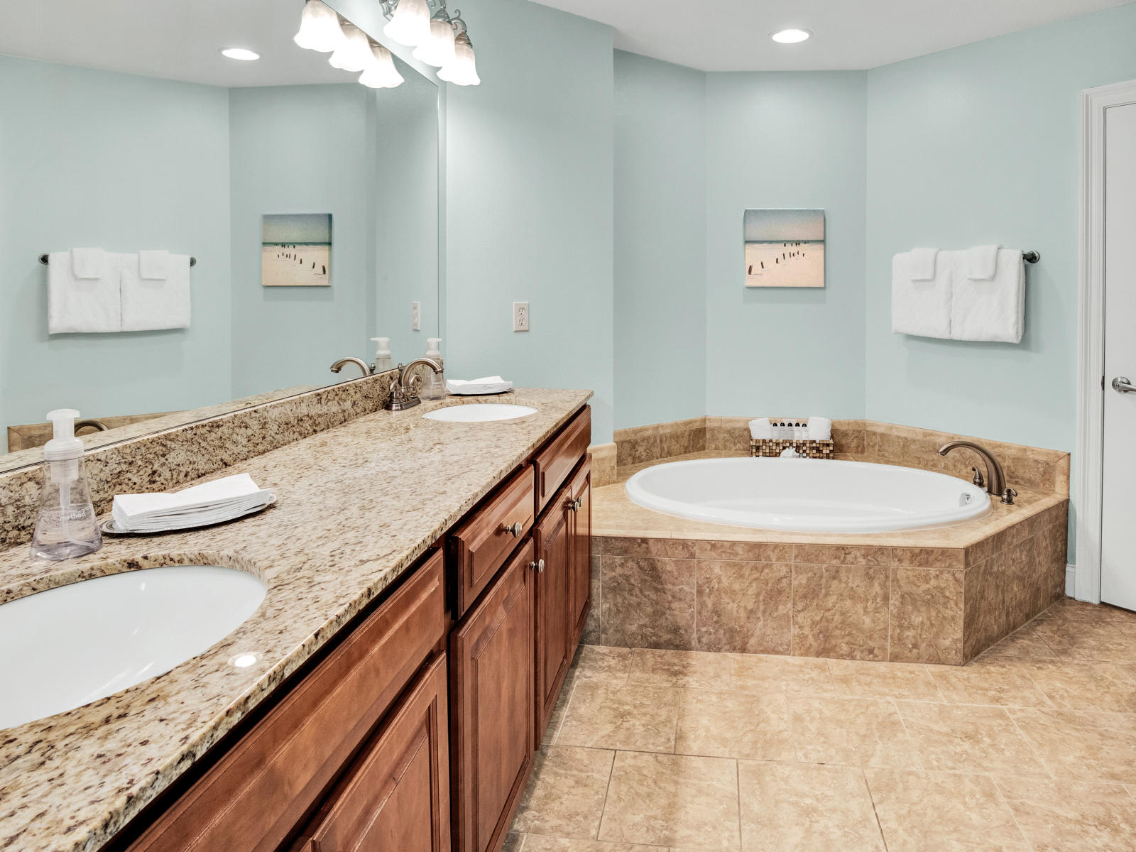 PRESIDIO YACHT CLUB - Residential