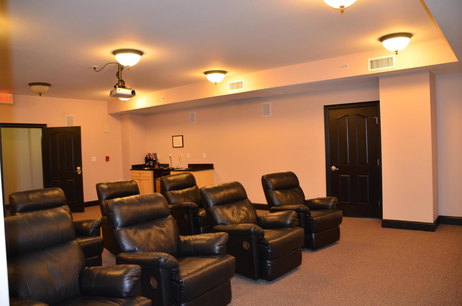 PRESIDIO YACHT CLUB - Residential