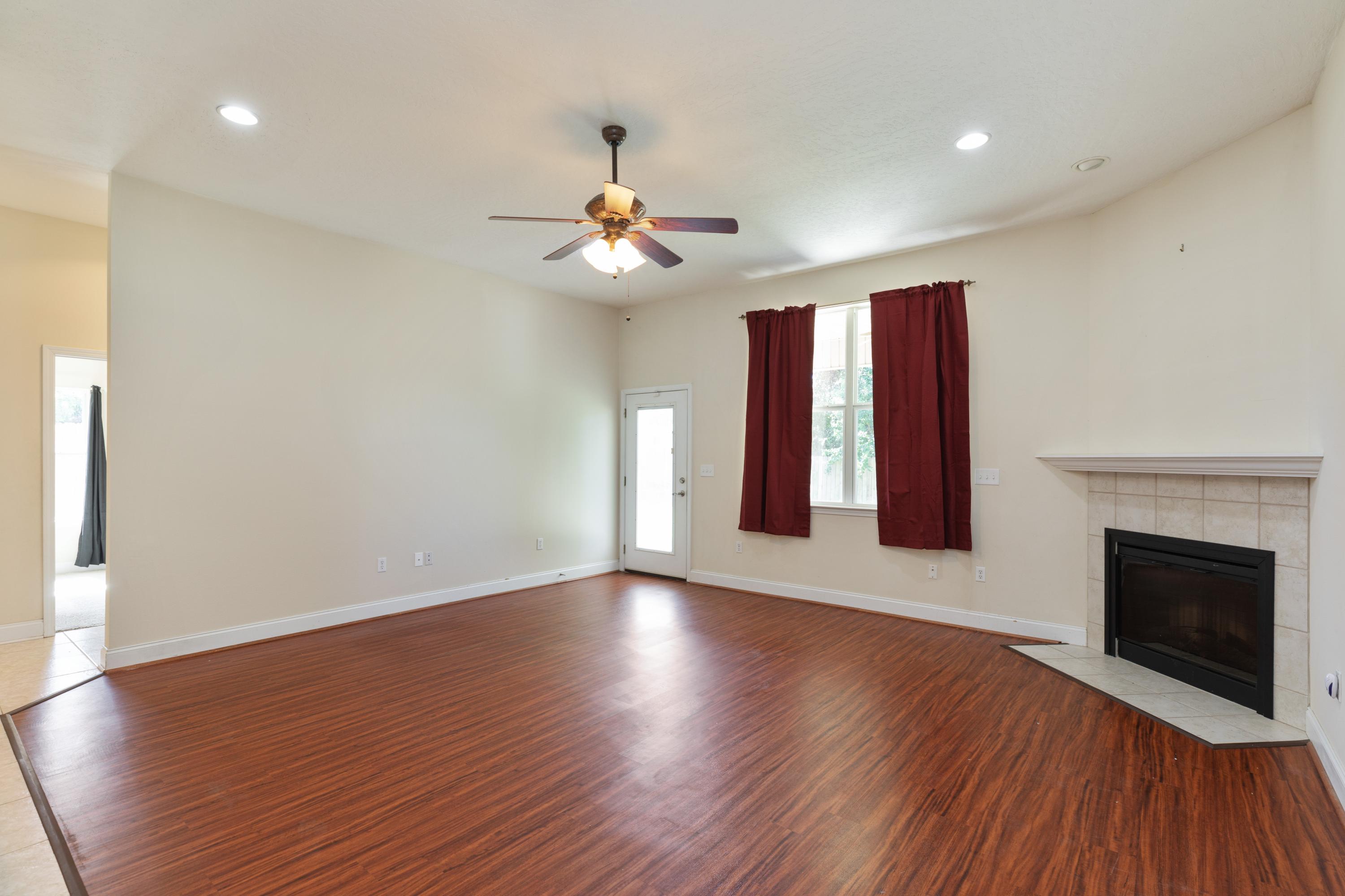 TRAILWOOD ESTATES - Residential