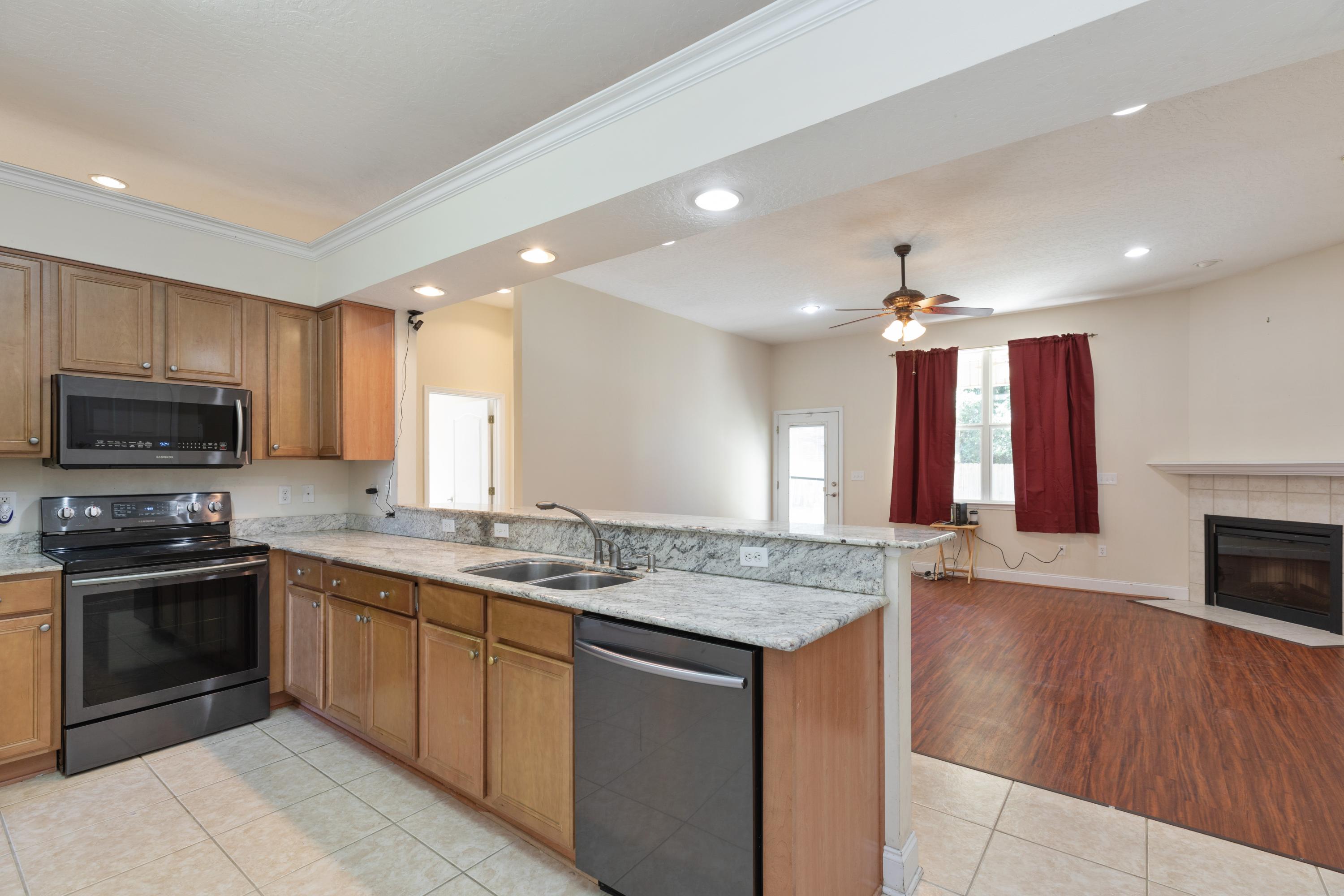 TRAILWOOD ESTATES - Residential