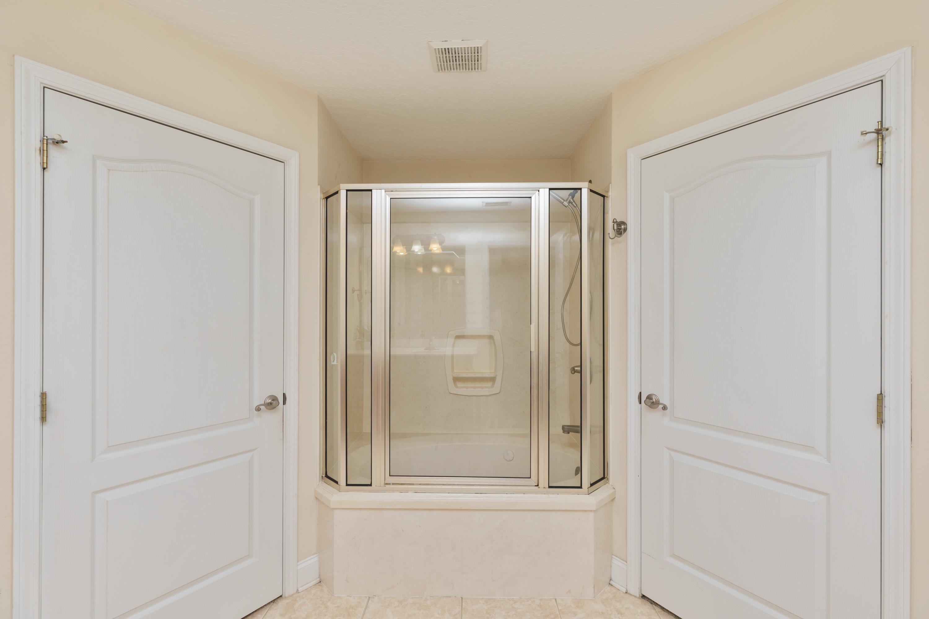 TRAILWOOD ESTATES - Residential