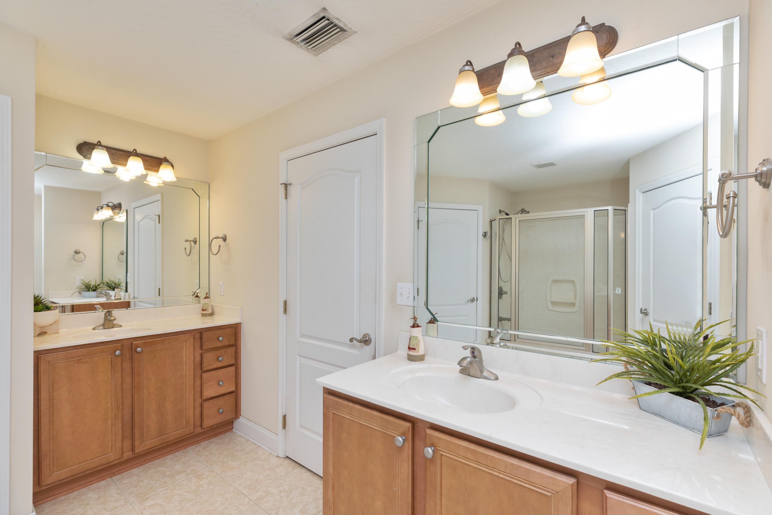 TRAILWOOD ESTATES - Residential