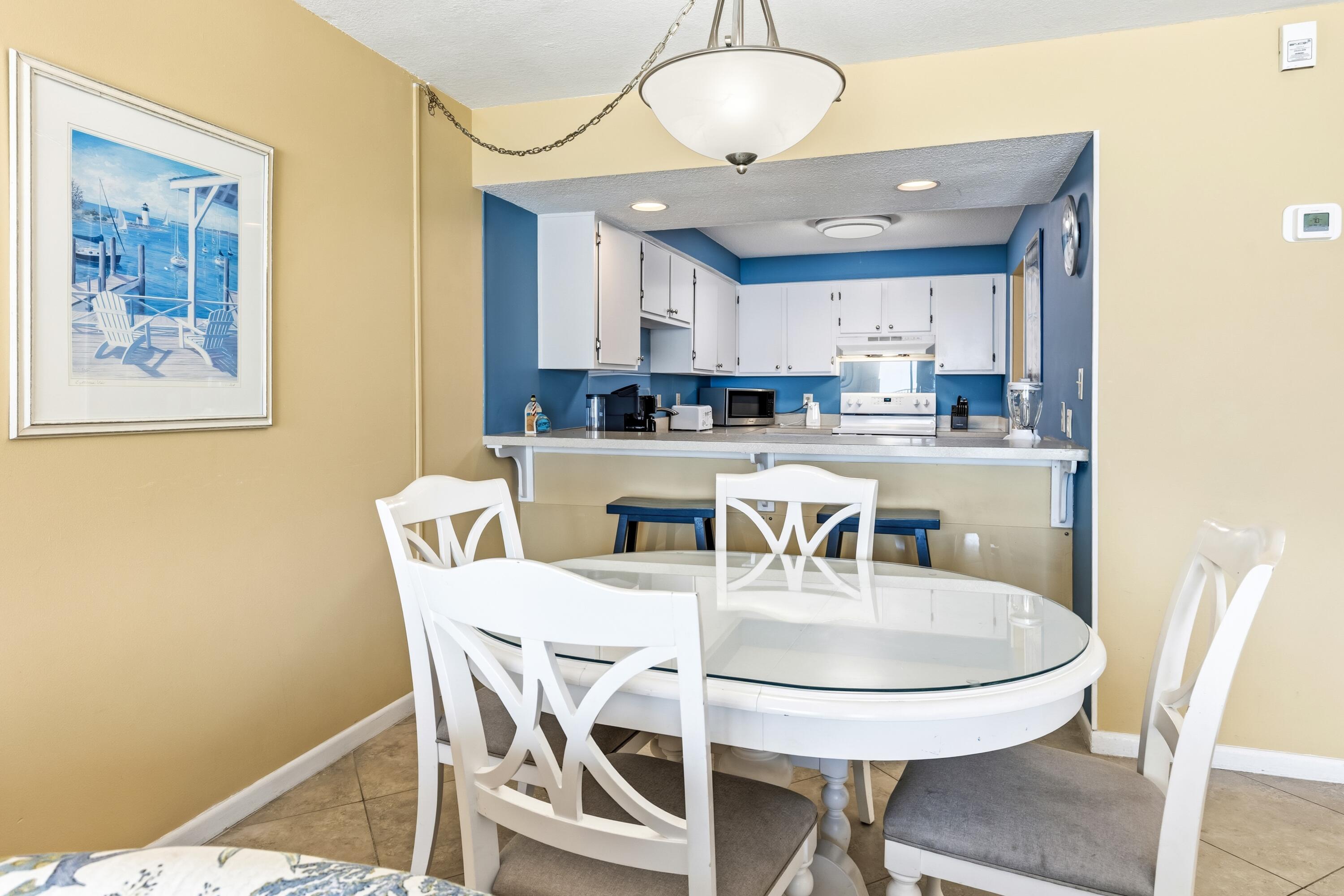 BEACH HOUSE CONDO PH 2 - Residential