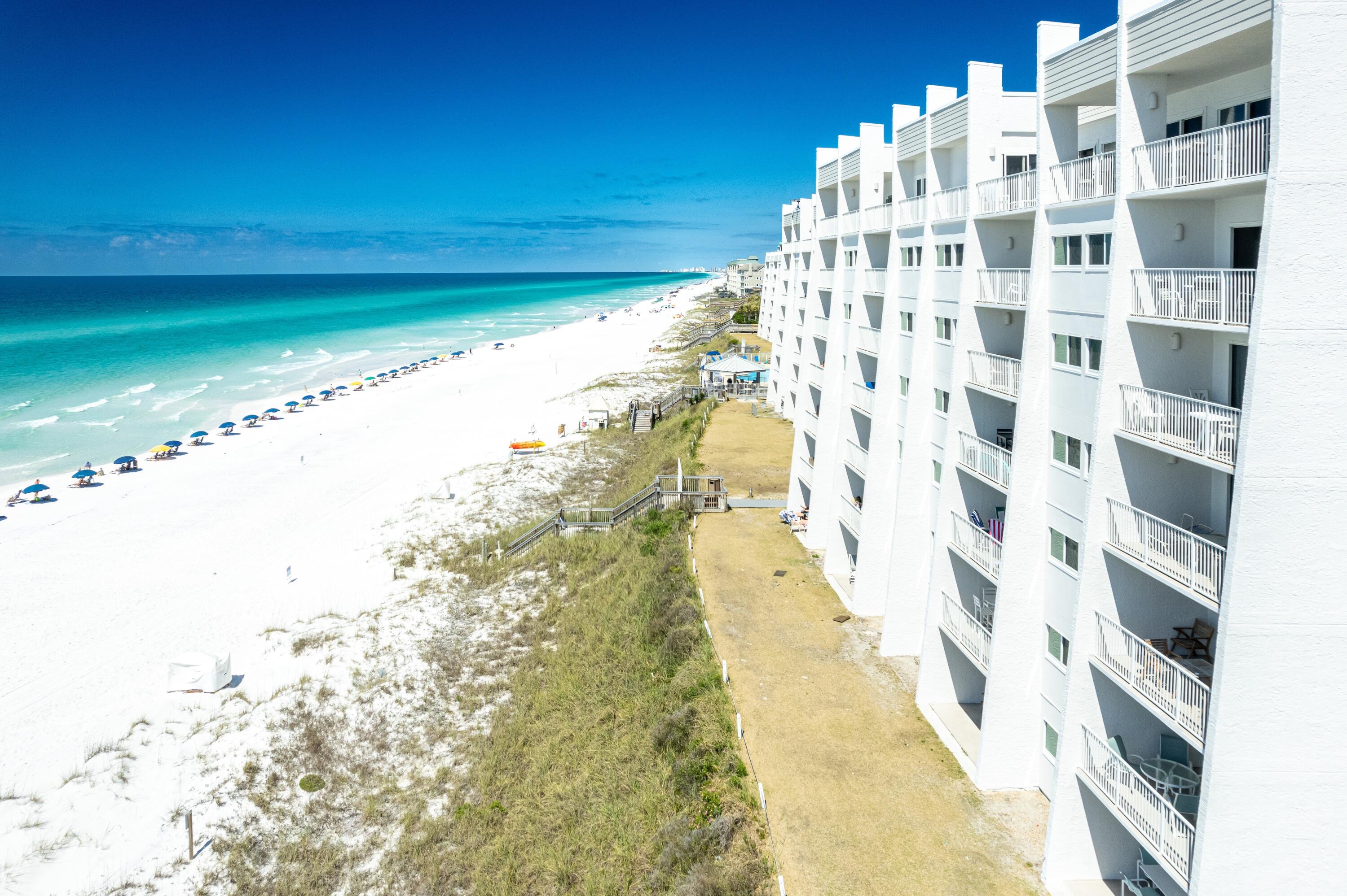 BEACH HOUSE CONDO PH 2 - Residential