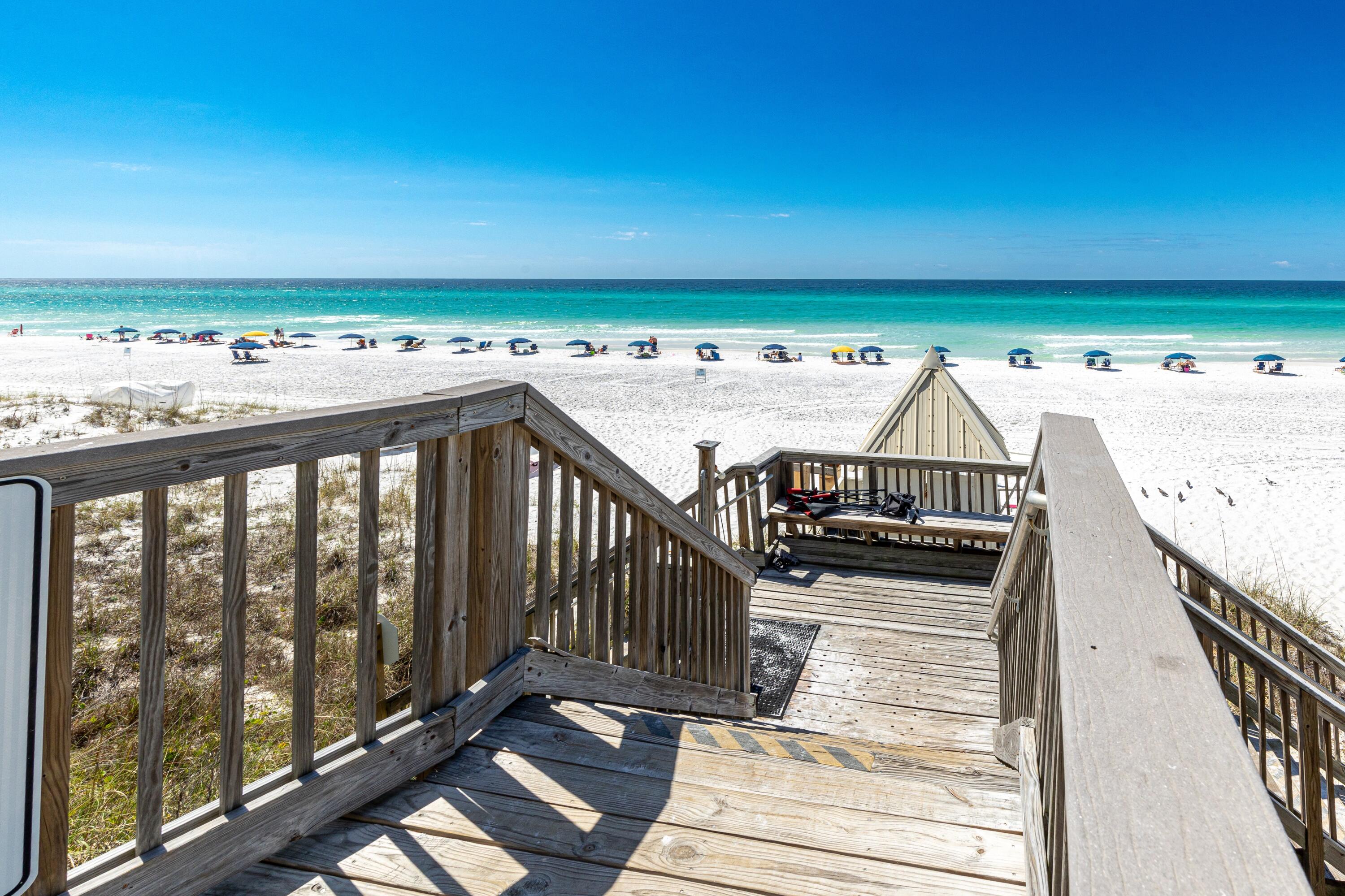 BEACH HOUSE CONDO PH 2 - Residential