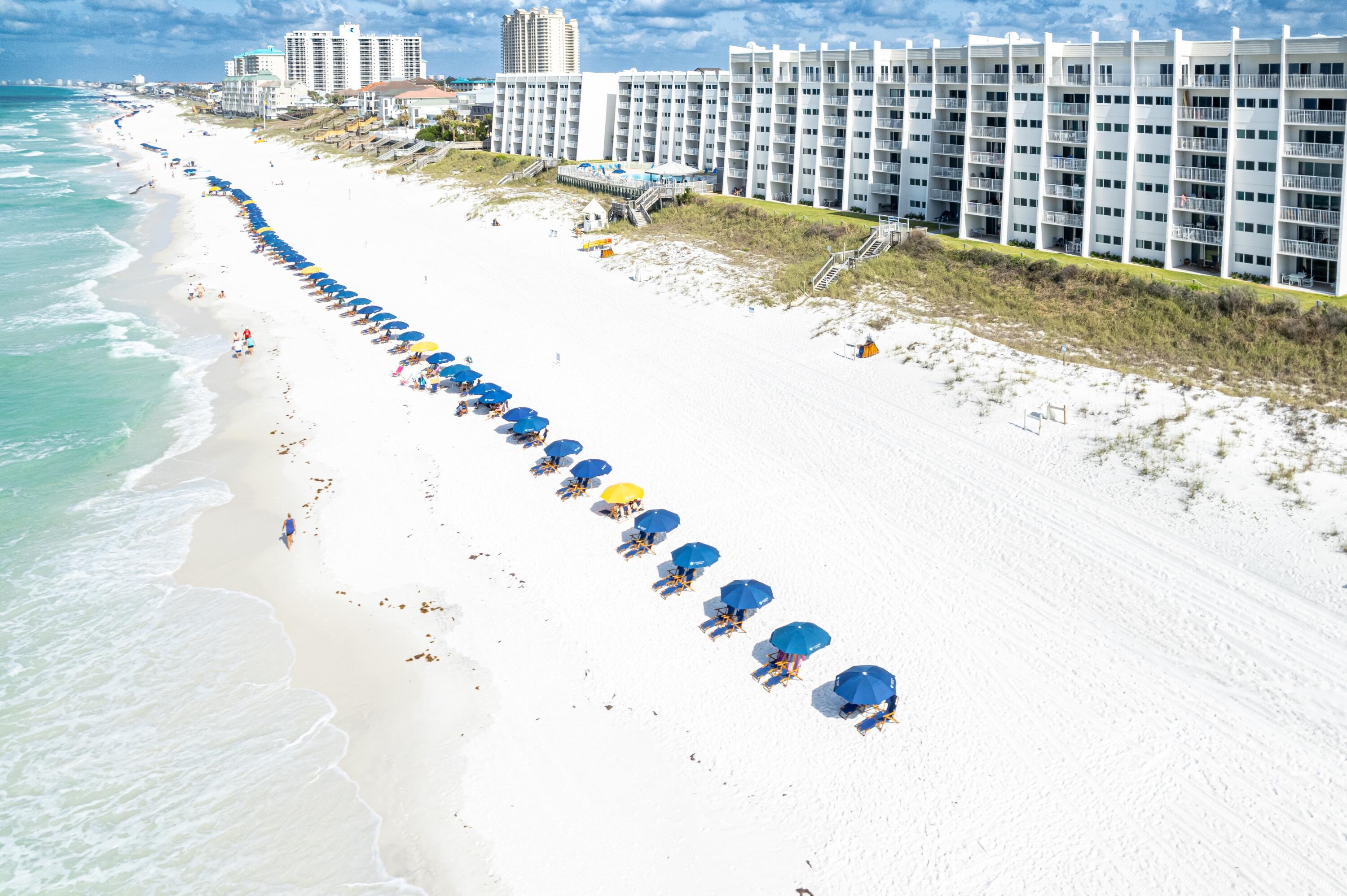 BEACH HOUSE CONDO PH 2 - Residential