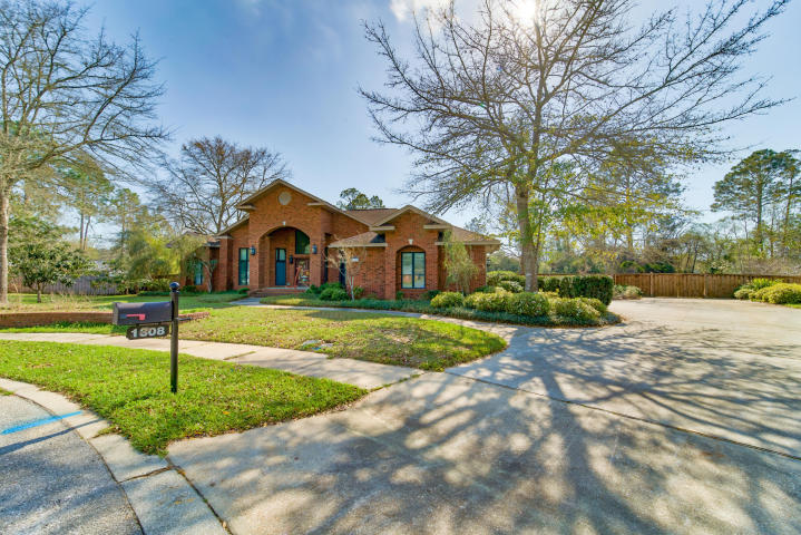 Mowat Highlands Ph IX - Residential