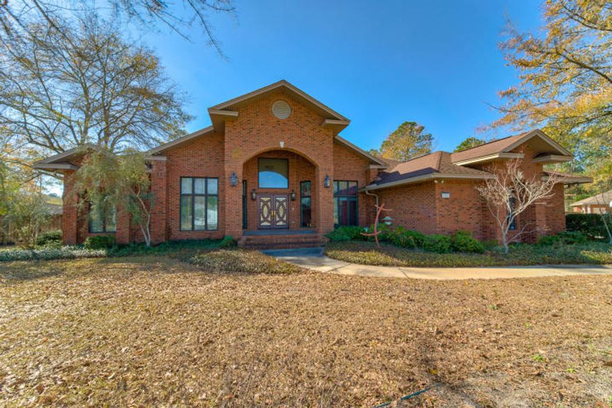 Beautiful home in the sought after community of Mowat Highlands.Awesome community of brick homes. This home sits on a cul-de-sac and has a large yard. Many wonderful attributes including terrific square footage, two large master suites, double car garage, nice open living and kitchen area, formal dining area, and plenty of natural light.