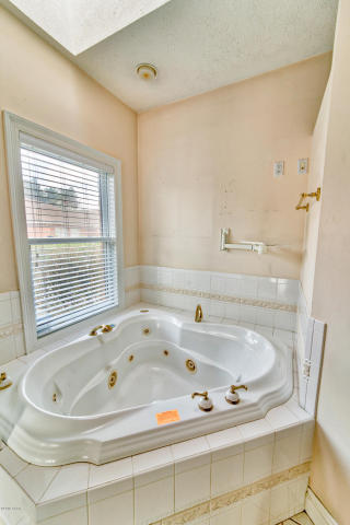 Mowat Highlands Ph IX - Residential