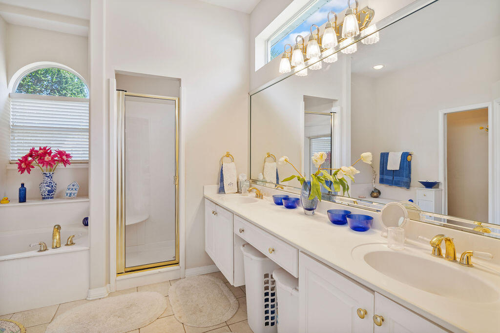EMERALD BAY PH 1-B - Residential