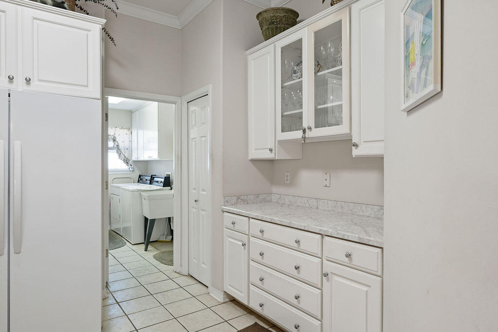 EMERALD BAY PH 1-B - Residential