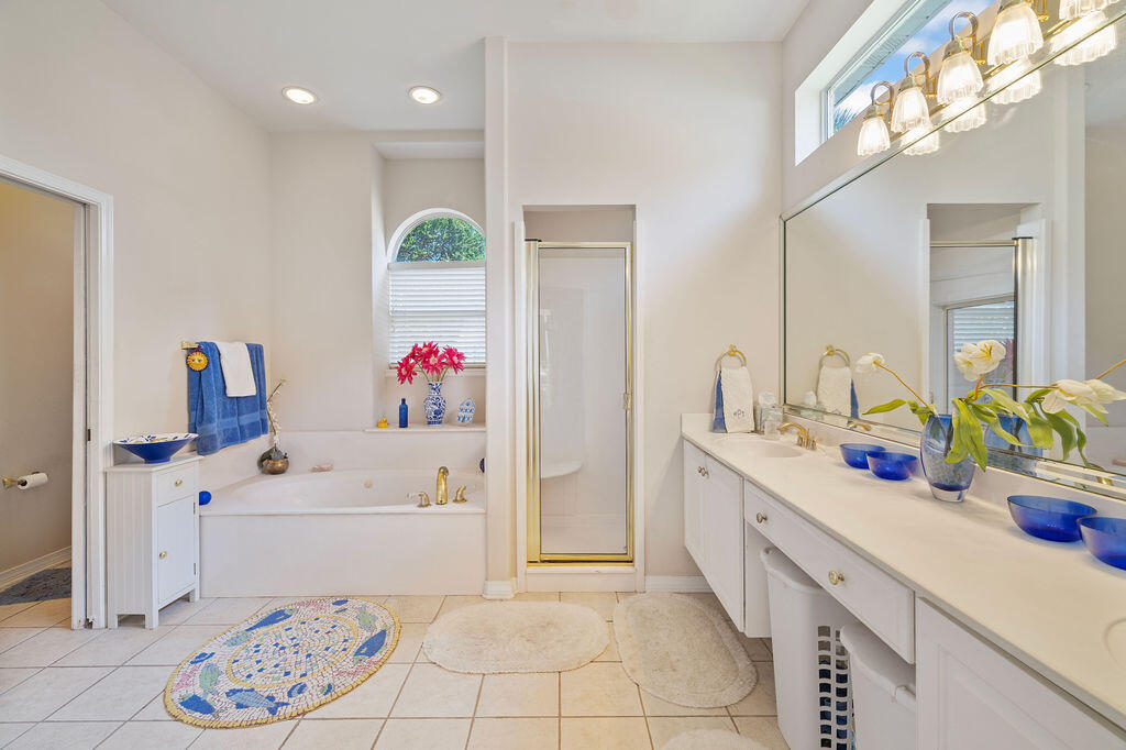 EMERALD BAY PH 1-B - Residential